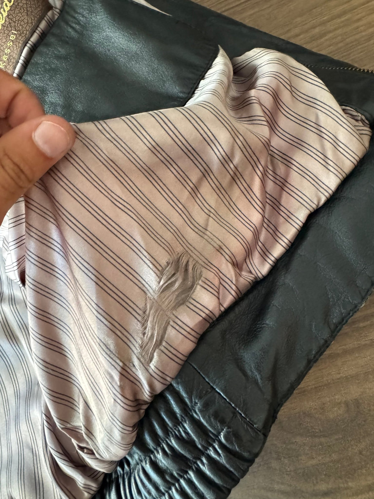 Jachetă Piele Cowhide Neagră Vintage | L Bărbați - anbracaminte