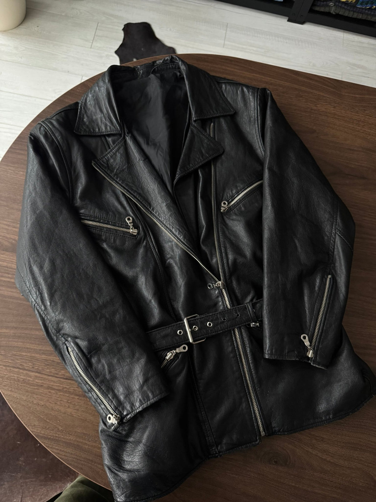Jachetă Piele Naturală Vintage Femei | Biker Cambrată | L - anbracaminte