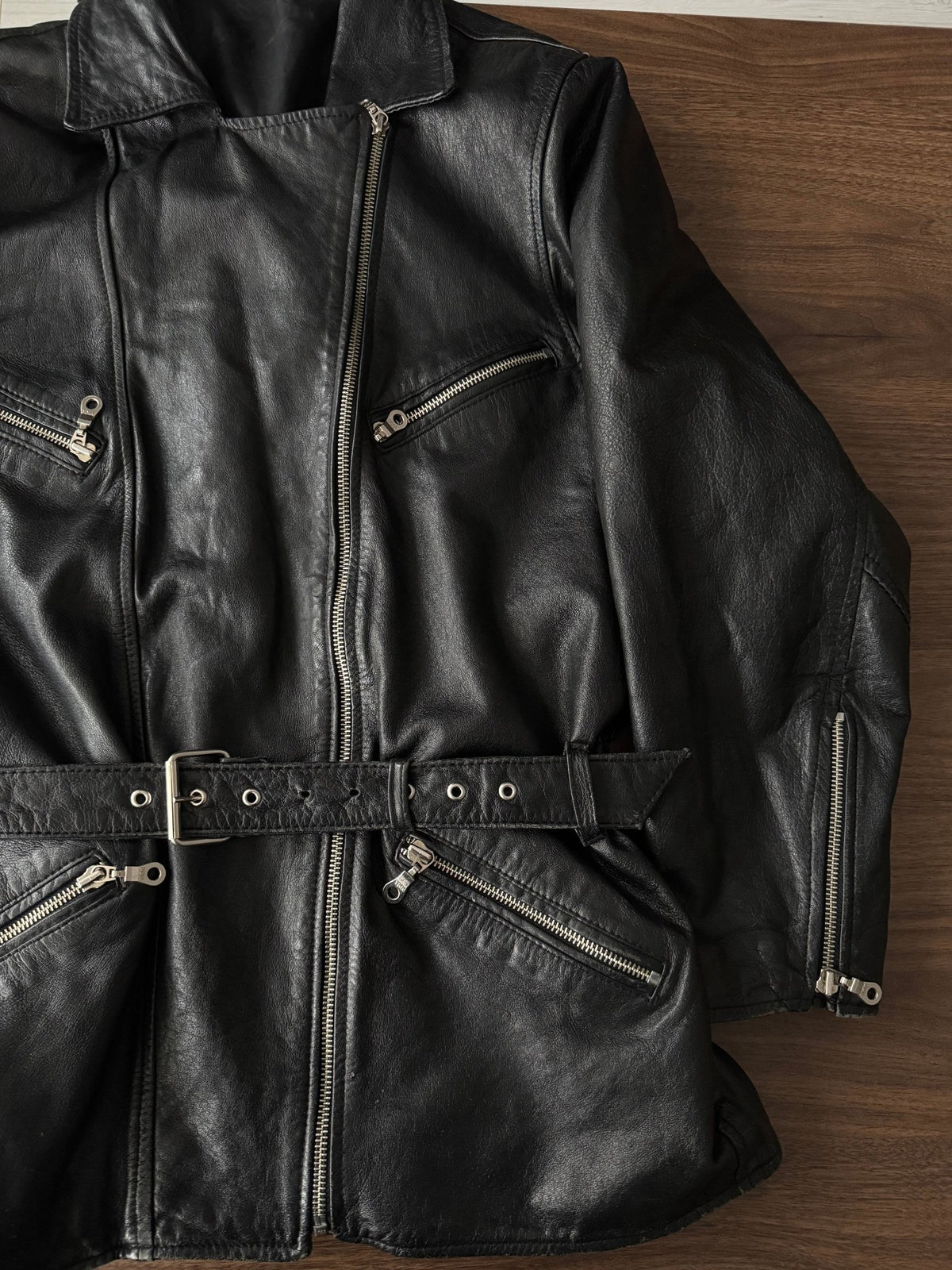 Jachetă Piele Naturală Vintage Femei | Biker Cambrată | L - anbracaminte