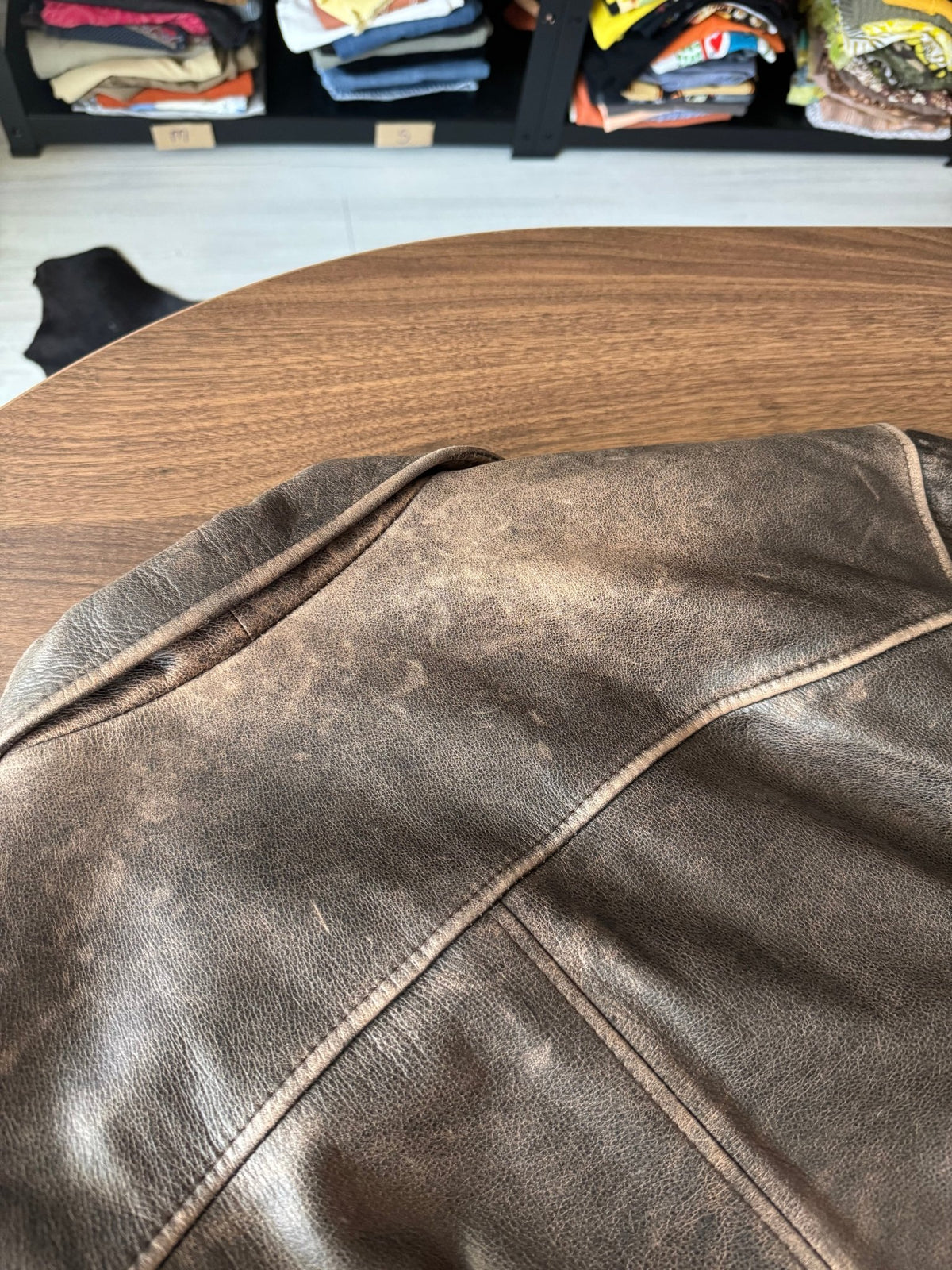 Jachetă Piele Vintage | Patină Naturală | Cropped Boxy | M Bărbați (46) - anbracaminte