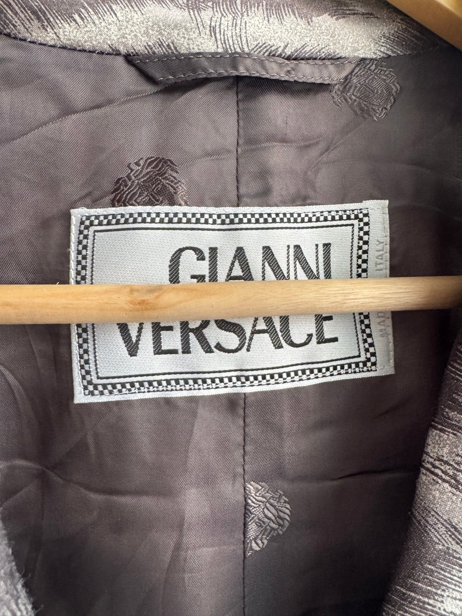 🦓 Jachetă Vintage Gianni Versace din Mătase cu Zebra Print – Damă | IT 44 / M | Made in Italy - anbracaminte