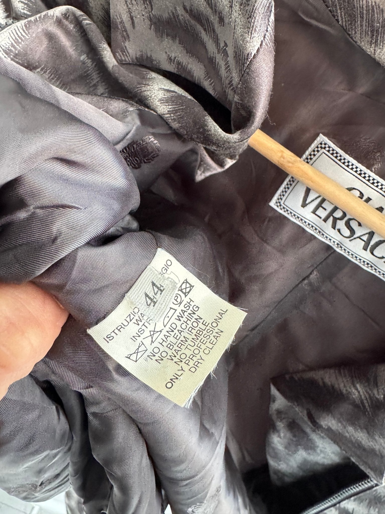 🦓 Jachetă Vintage Gianni Versace din Mătase cu Zebra Print – Damă | IT 44 / M | Made in Italy - anbracaminte
