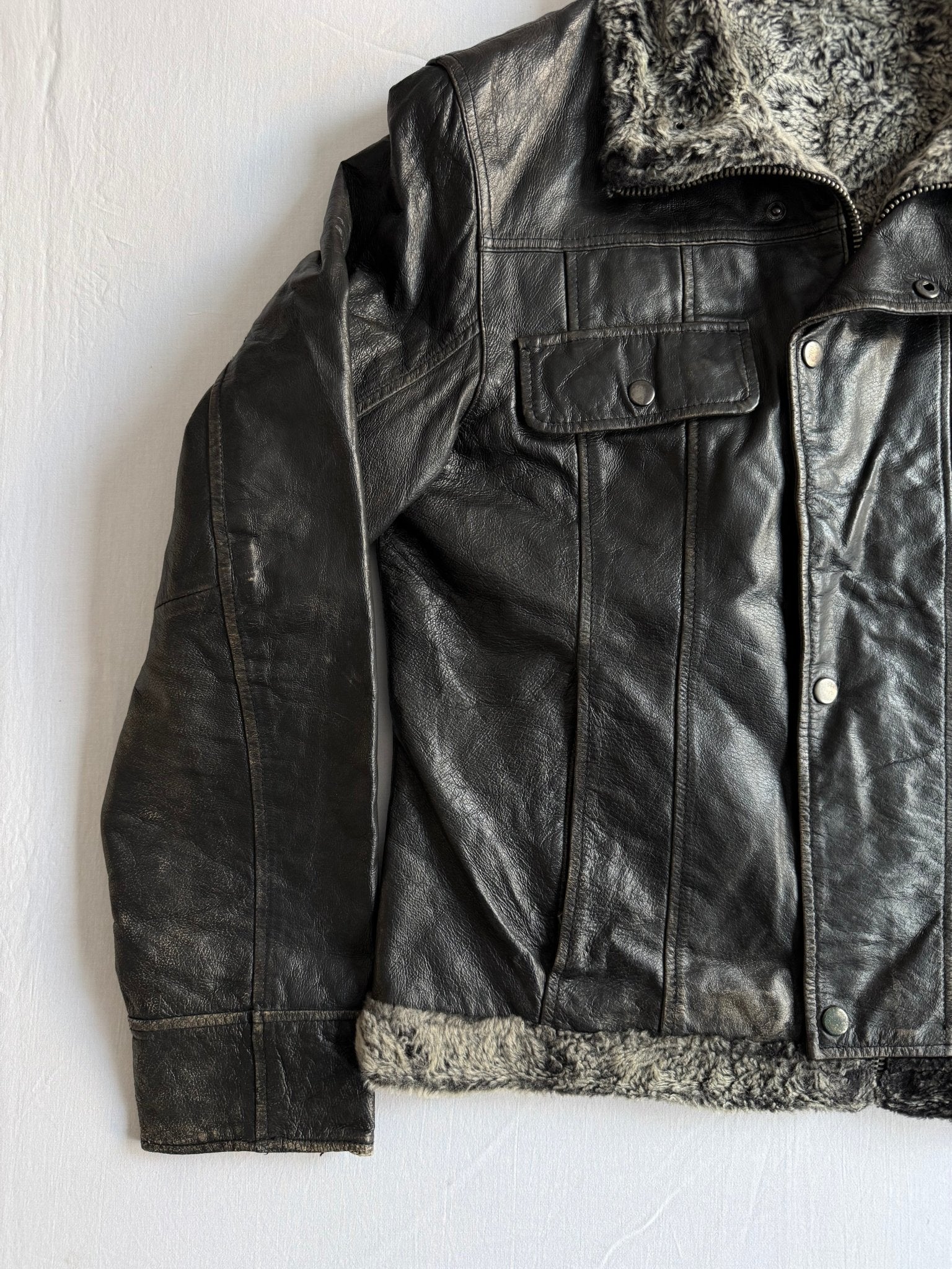 🧥 Jachetă Y2K Cropped din Piele cu Căptușeală Sherpa – 48 (M Bărbați) - anbracaminte