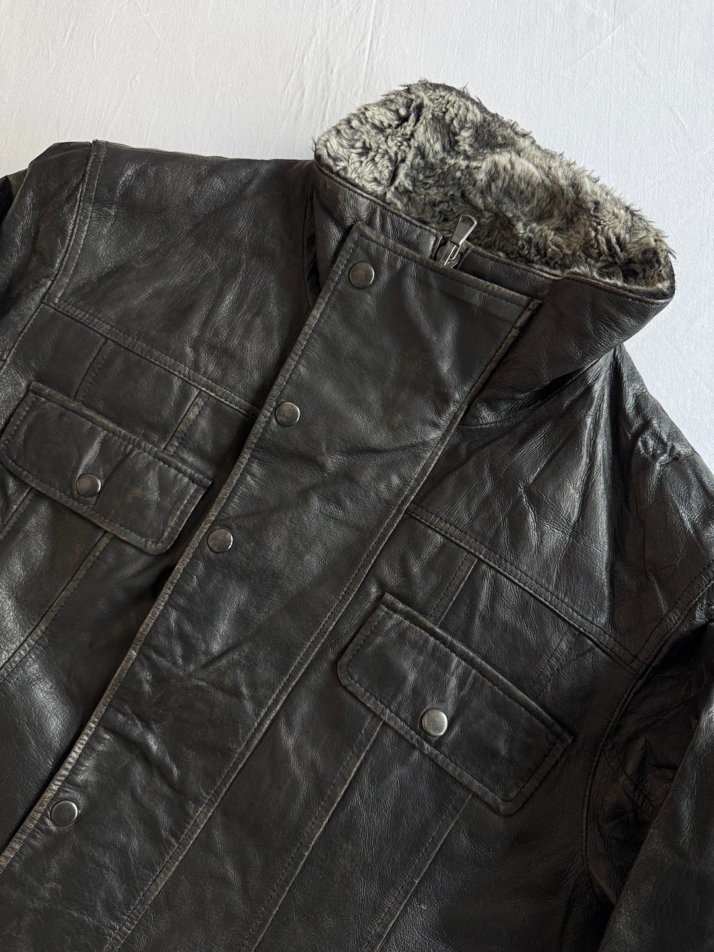 🧥 Jachetă Y2K Cropped din Piele cu Căptușeală Sherpa – 48 (M Bărbați) - anbracaminte
