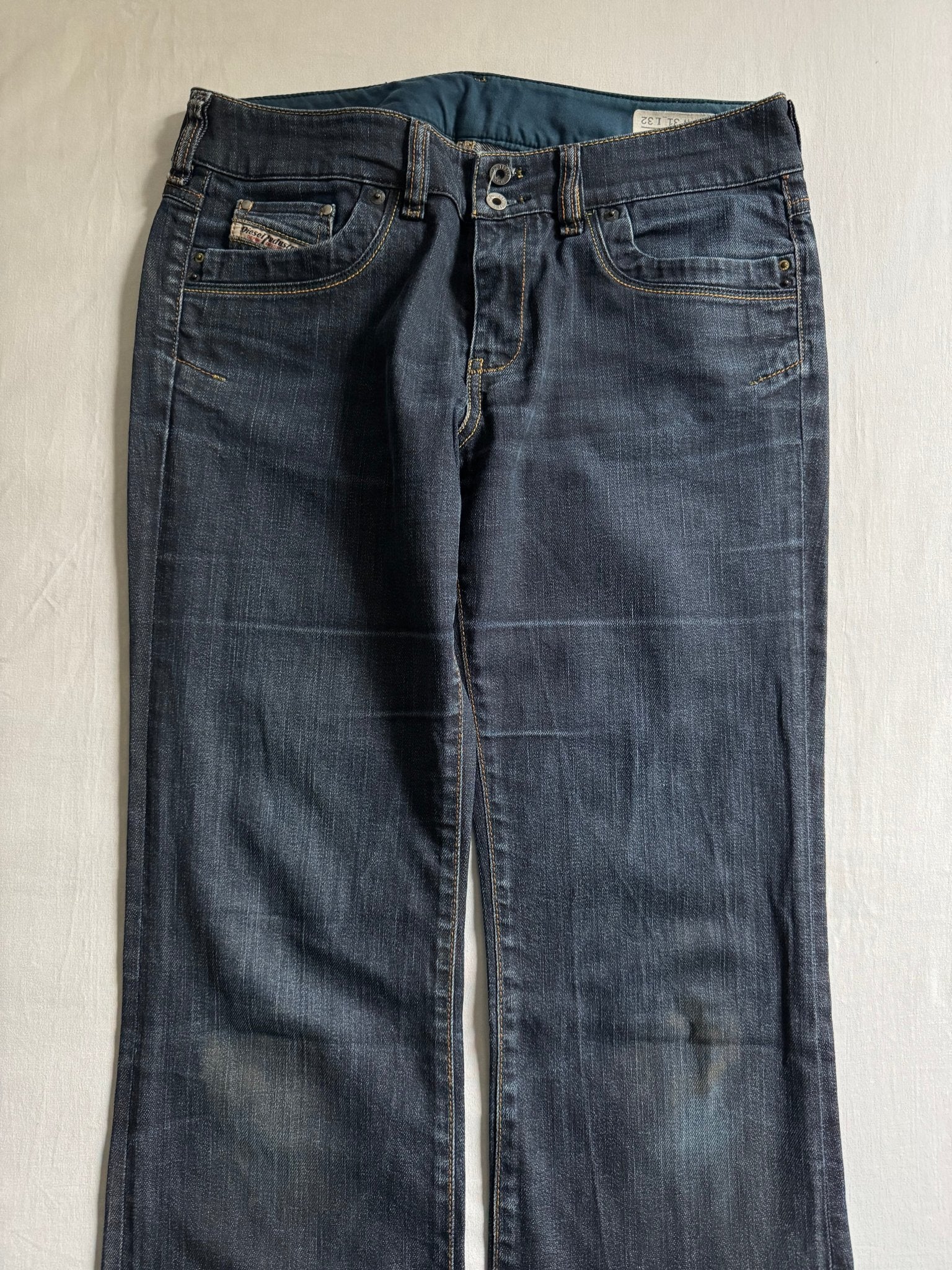 ⛽️ 👖 Jeans Diesel „Ronhar” pentru femei – Y2K – Bootcut – Made in Italy - W31 - anbracaminte