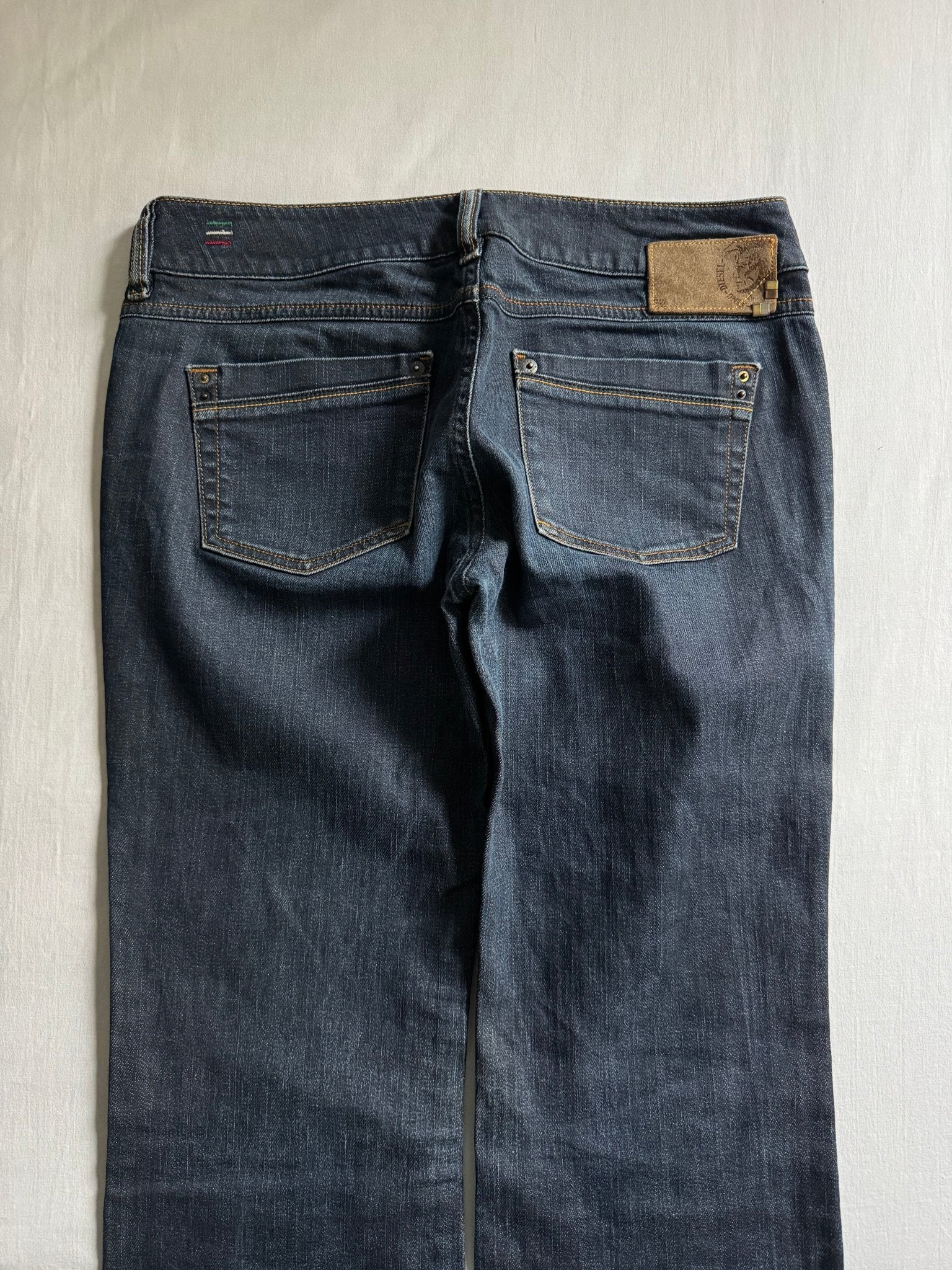 ⛽️ 👖 Jeans Diesel „Ronhar” pentru femei – Y2K – Bootcut – Made in Italy - W31 - anbracaminte