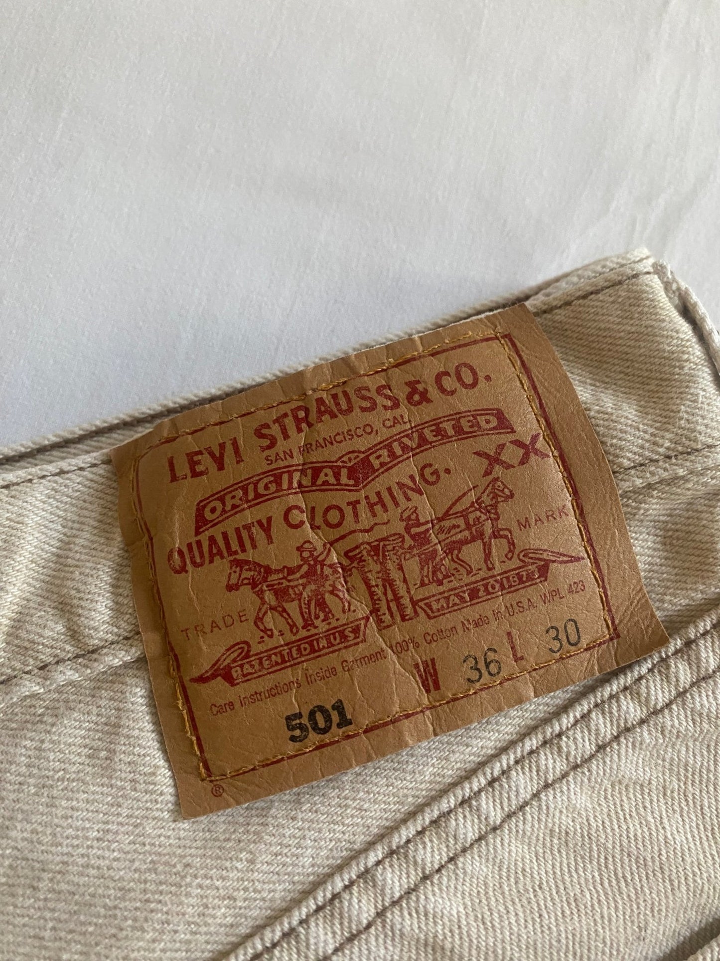 Jeans Vintage Levi’s 501 – Washed Cream – 1997 – Made in USA – W36 L30 - anbracaminte