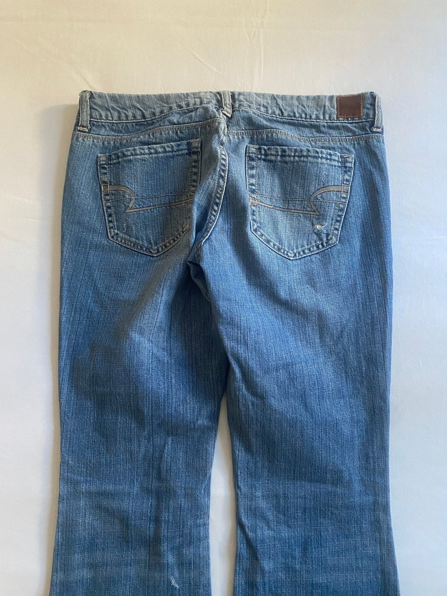 Jeans Y2K American Eagle – Flared – Mărime US 6 (EU 36 - 38) - anbracaminte