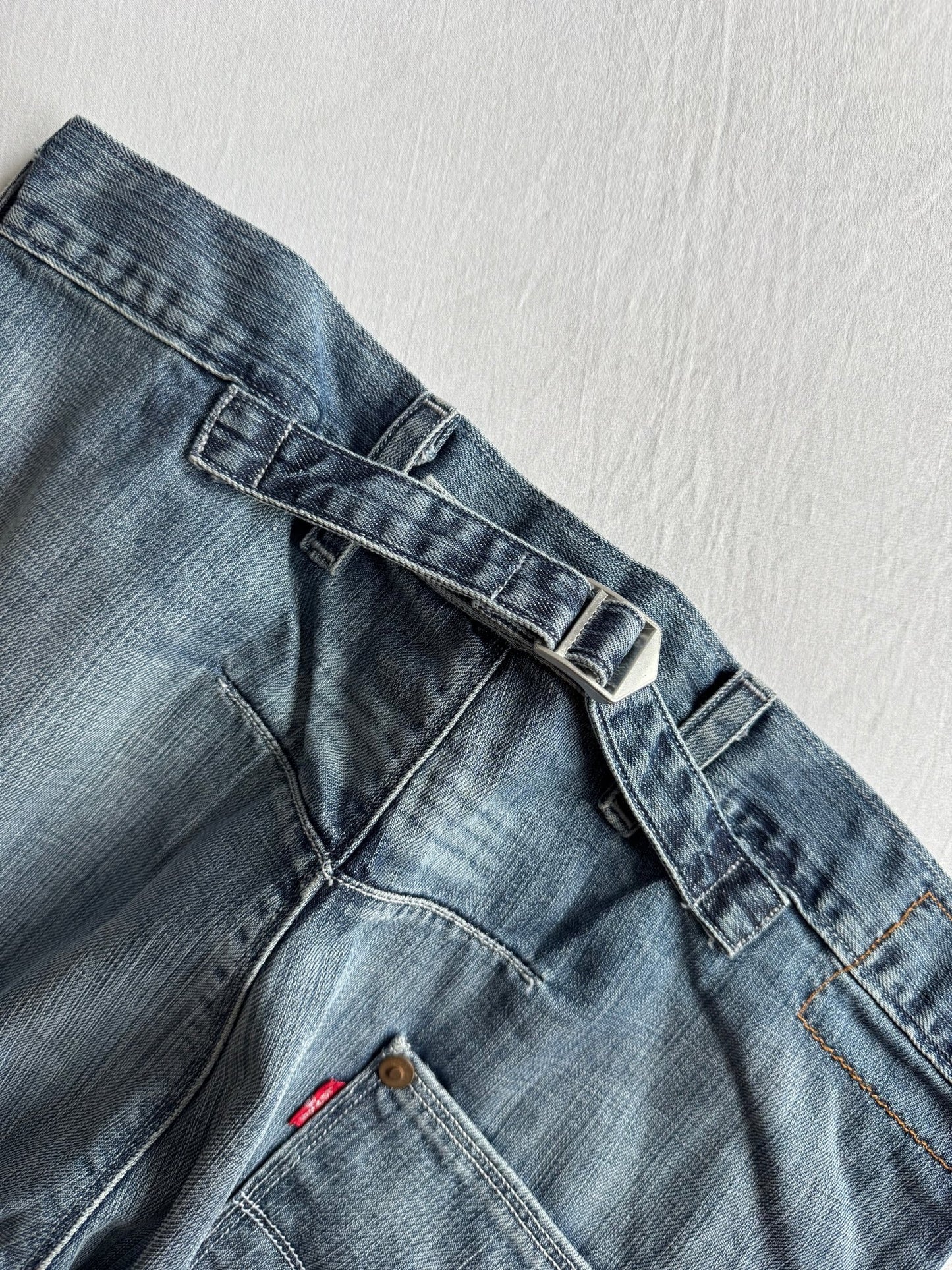 👖 Jeans Y2K Levi’s Engineered Buckleback – W32 / L32 - anbracaminte