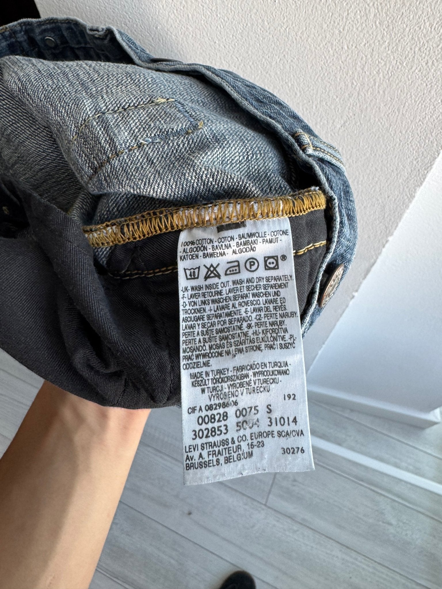 👖 Jorts Y2K Levi’s 3/4 cu Buckle Back – S - anbracaminte