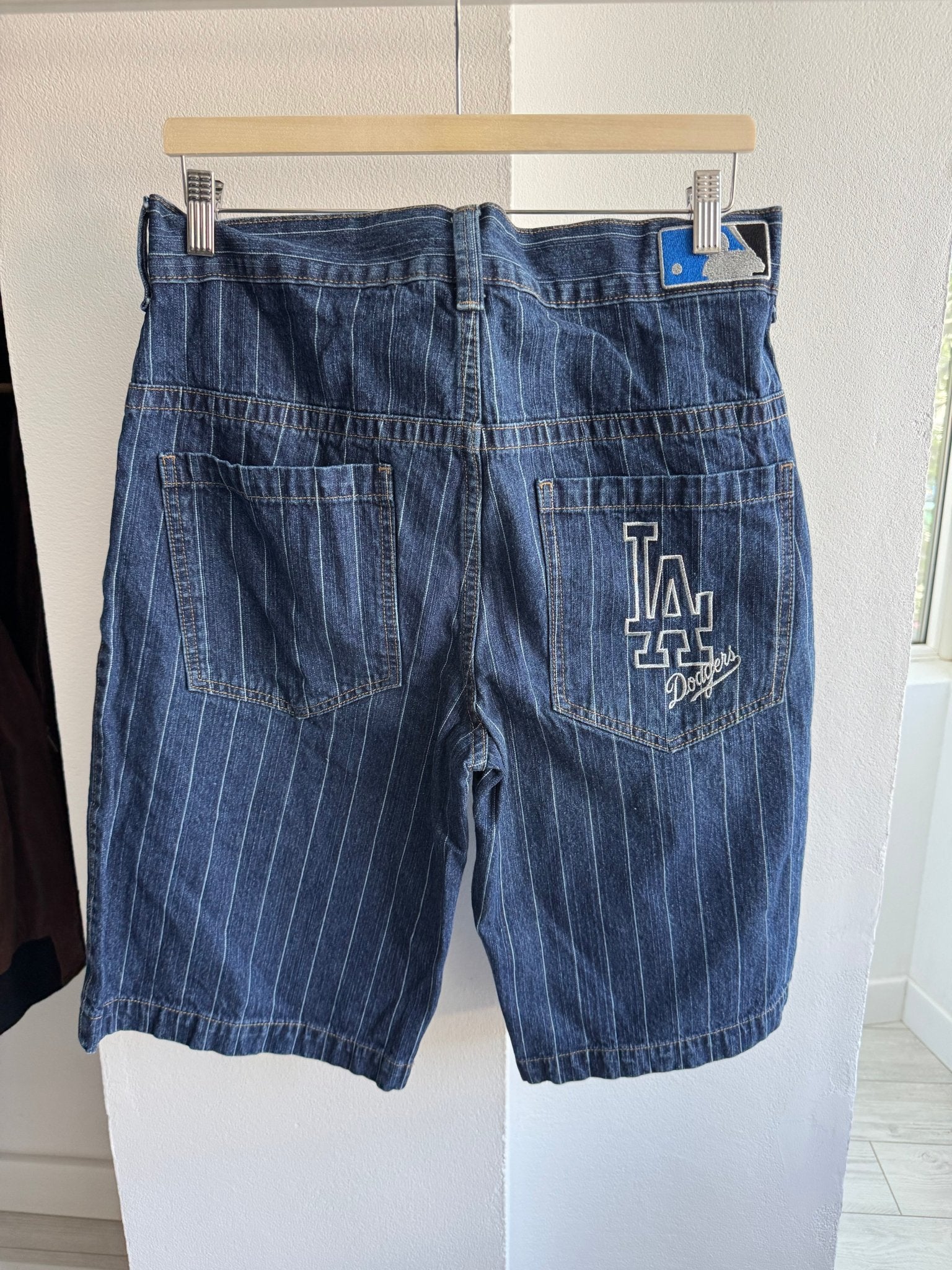 ⚾ Jorts Y2K Los Angeles Dodgers Brodați – Baggy Fit – M - anbracaminte