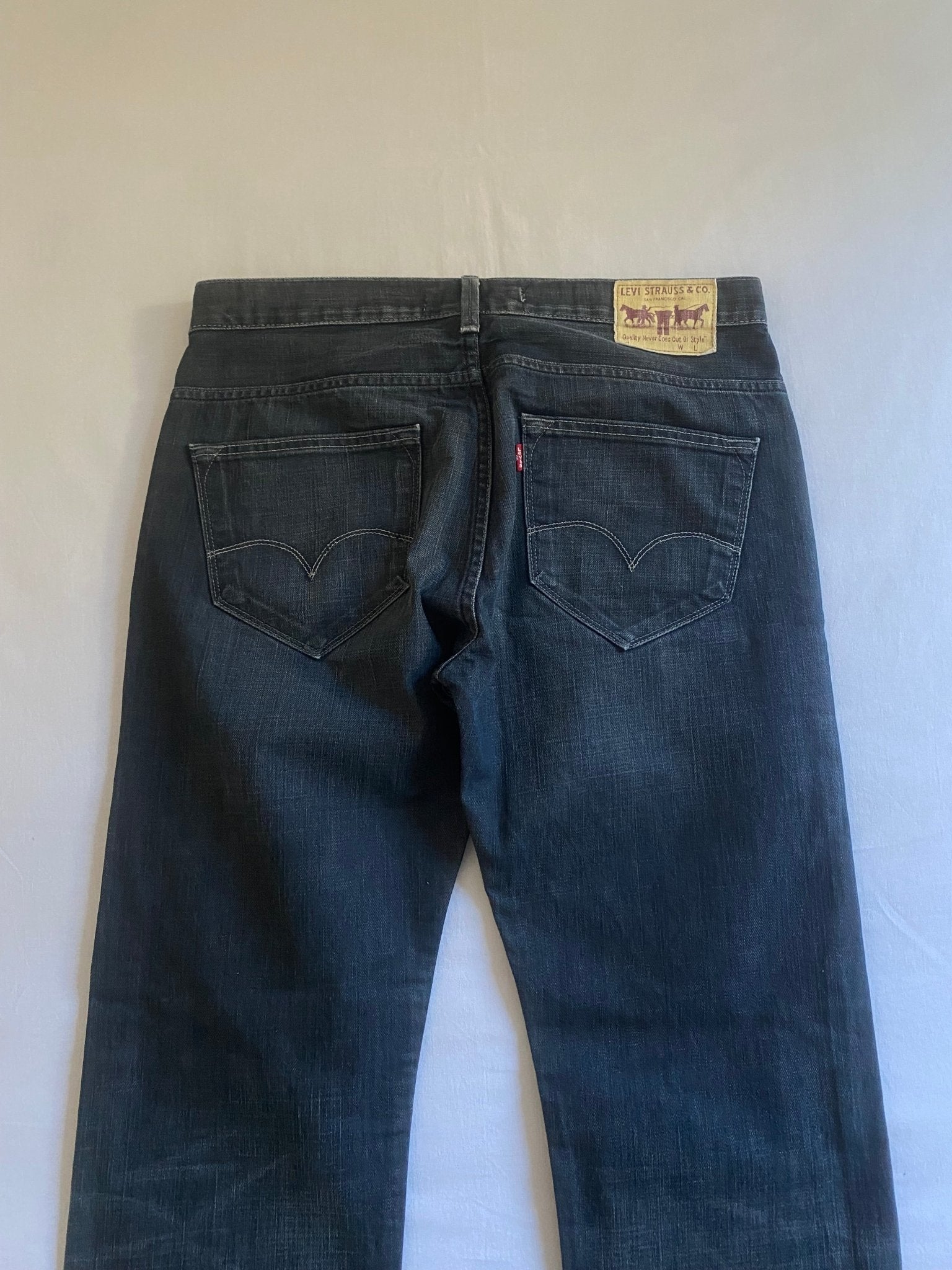 Levi's 504 Straight Fit Jeans - anbracaminte