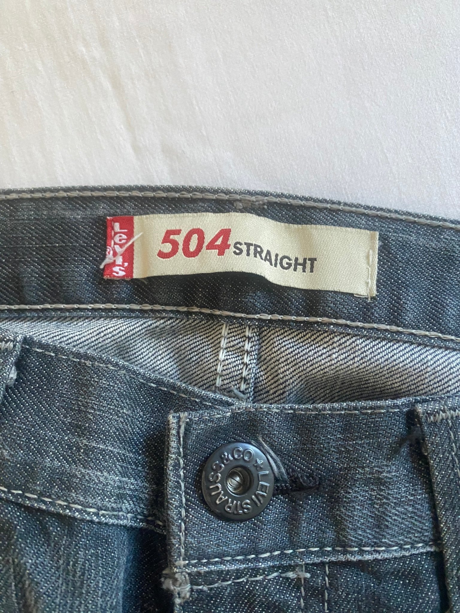 Levi's 504 Straight Fit Jeans - anbracaminte