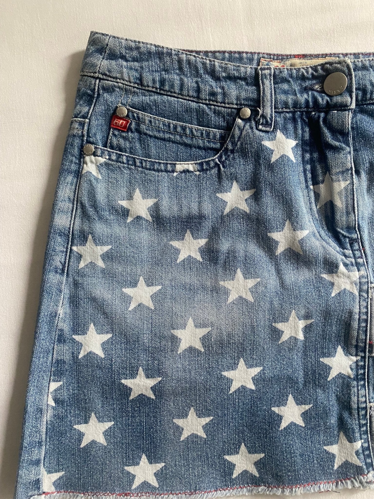 Miss Sixty Y2K – Fustă Mini din Denim Albastru - anbracaminte