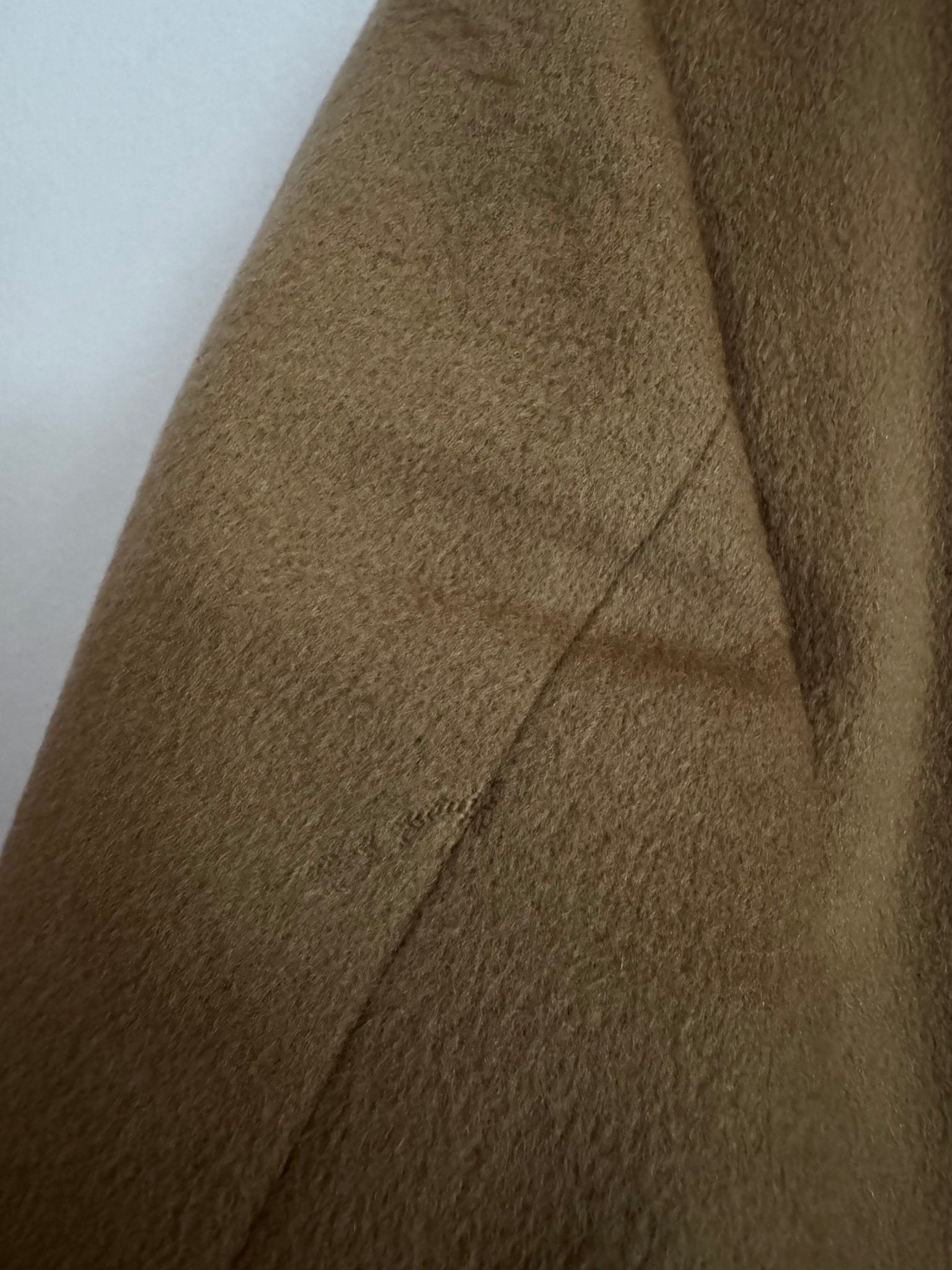 🧥 Palton Vintage Camel din Țesătură Loro Piana – Mărimea 50 (L) - anbracaminte