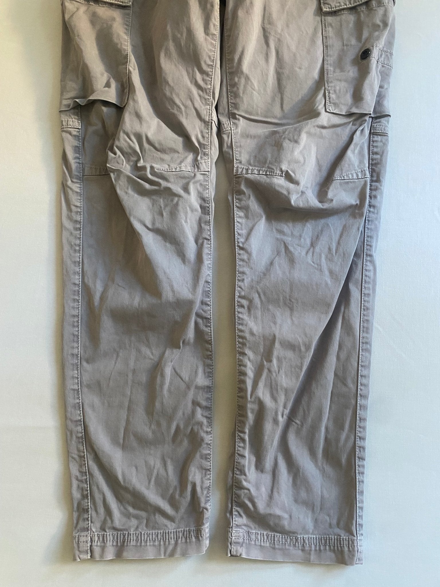 👖 Pantaloni cargo gri Stone Island - anbracaminte