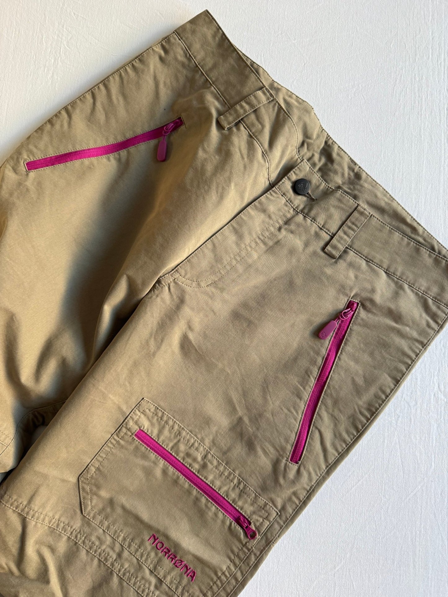 🥾 Pantaloni Damă Norrøna Svalbard din Bumbac – M - anbracaminte