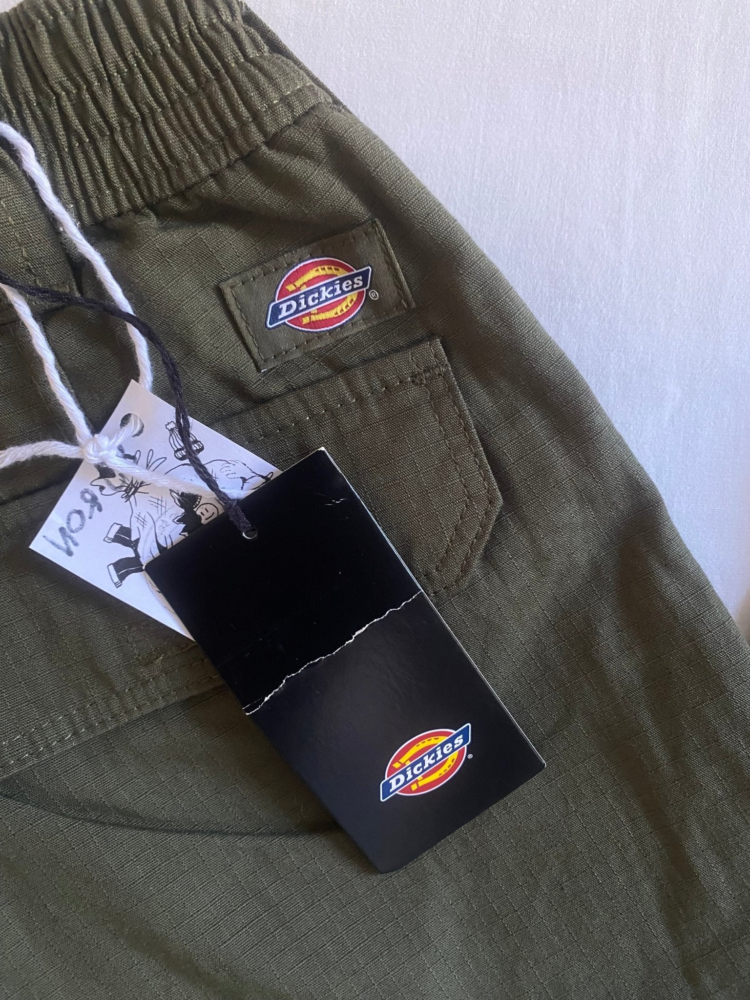 🪖 Pantaloni Dickies Cargo – Dark Olive – New with Tags – W26 - anbracaminte