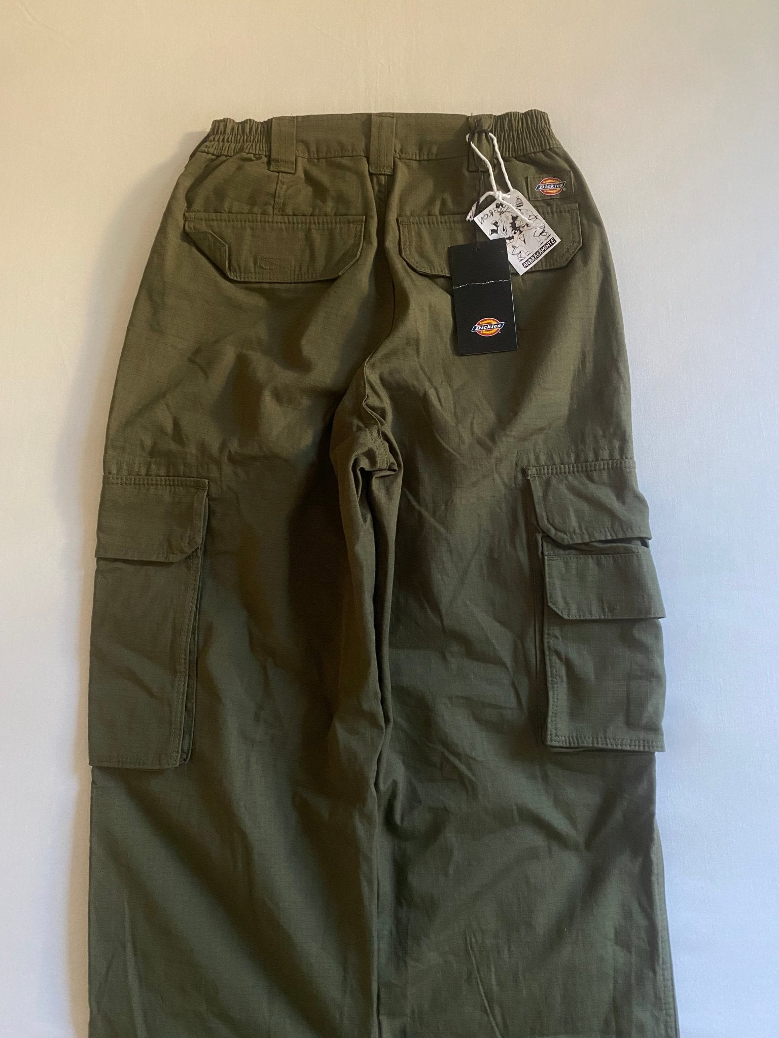 🪖 Pantaloni Dickies Cargo – Dark Olive – New with Tags – W26 - anbracaminte