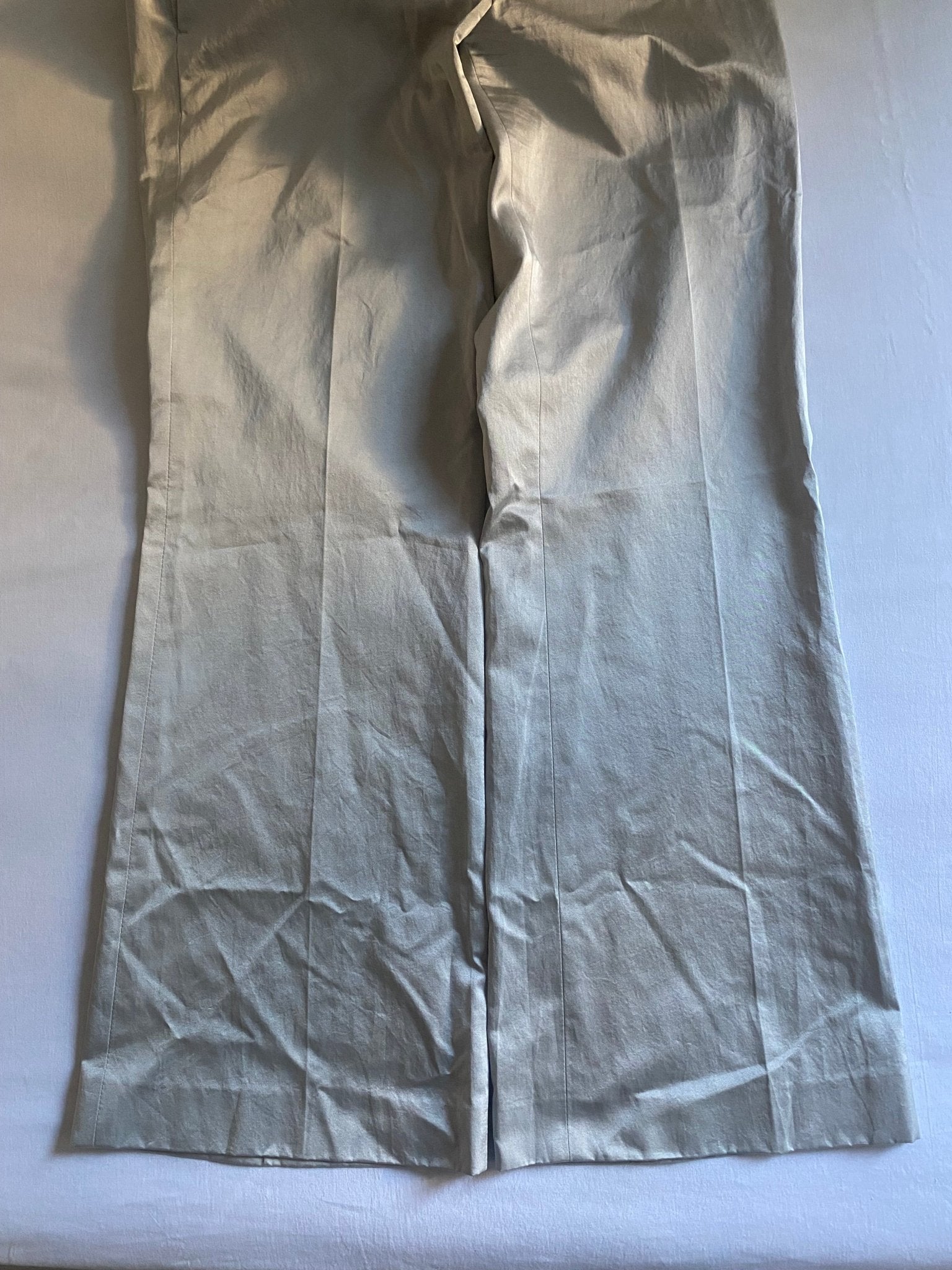 Pantaloni Hugo Boss – Argintii – Flared – Mărime EU 40 (Femei M - L) - anbracaminte