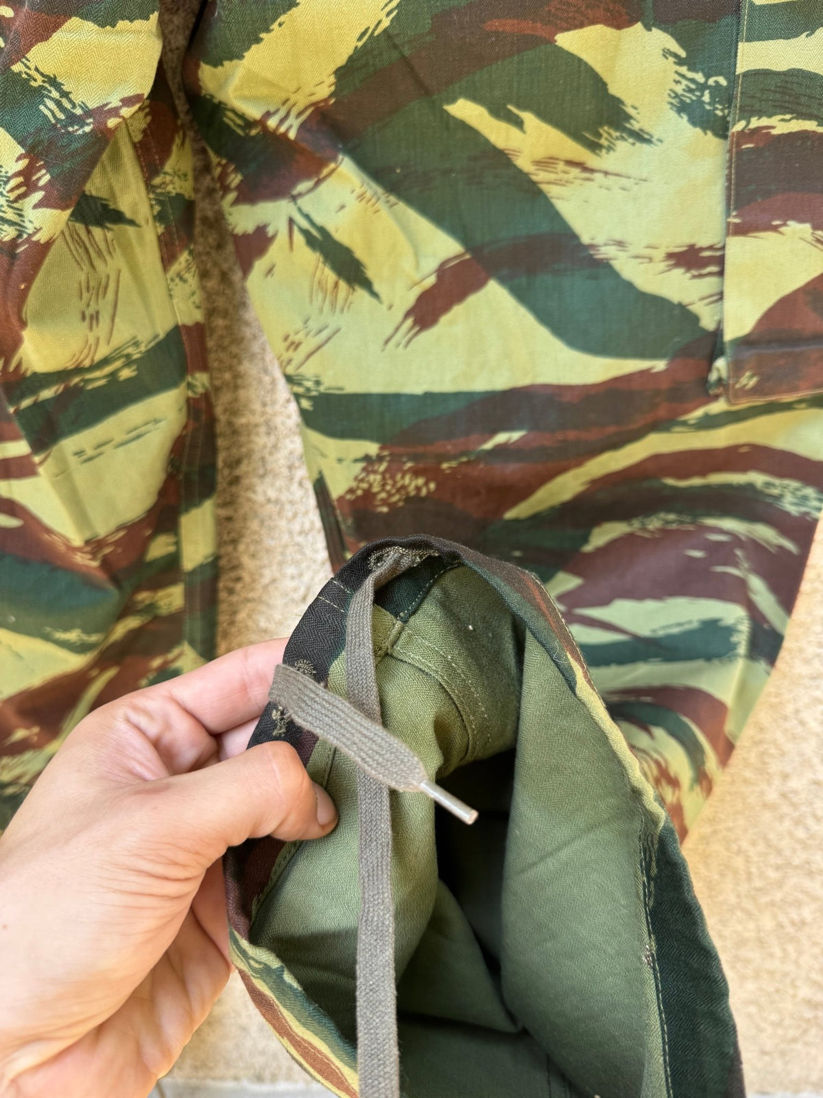🪖 Pantaloni Militari Francezi M47 Lizard Print Paratroopers | Anii '50 - anbracaminte