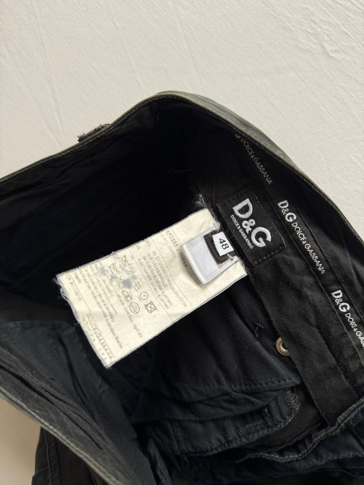 🛬 Pantaloni Scurți Dolce & Gabbana Runway S/S 2008 Multi Zipper Cargo – IT 48 - anbracaminte