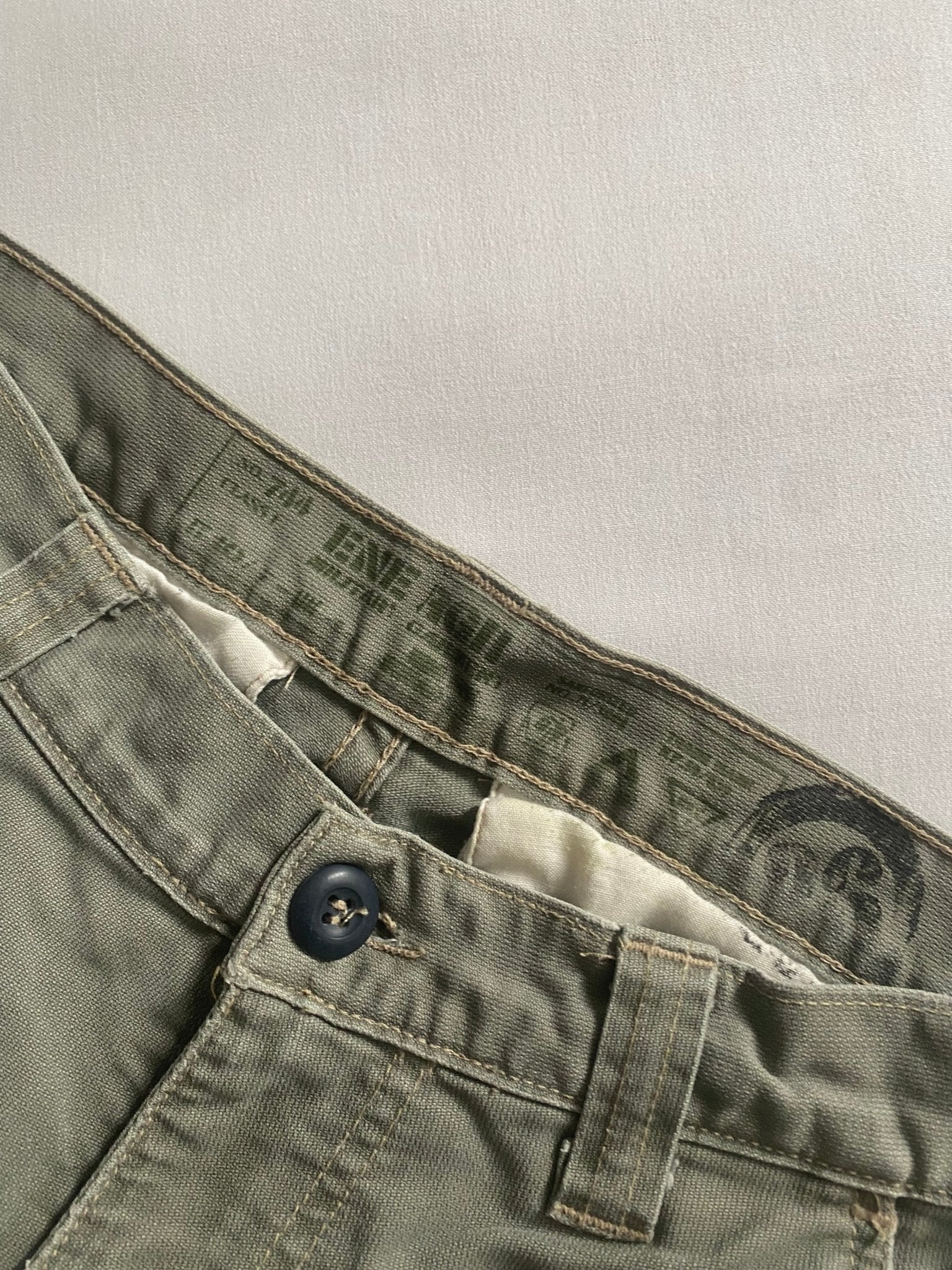 Pantaloni stil military Y2K Energie, mărimea US 26, fabricați în Italia 🫡🇮🇹 - anbracaminte