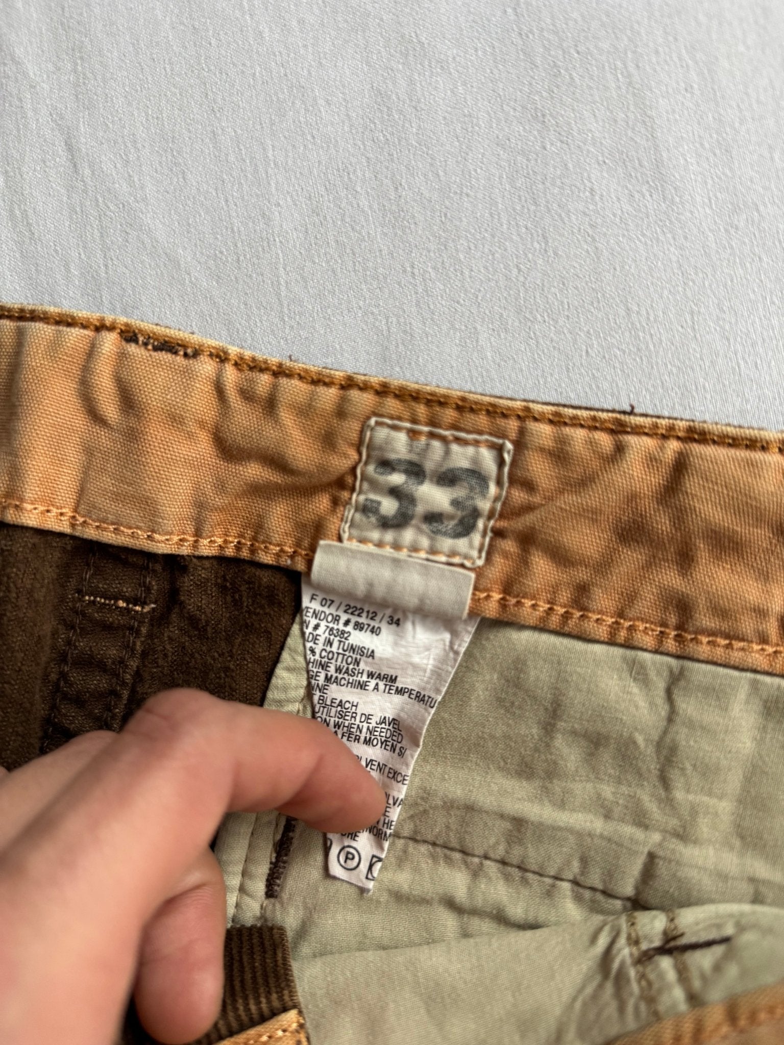🪵 Pantaloni Timberland din catifea reiată maro închis – Baggy Fit (mărimea US 33) - anbracaminte