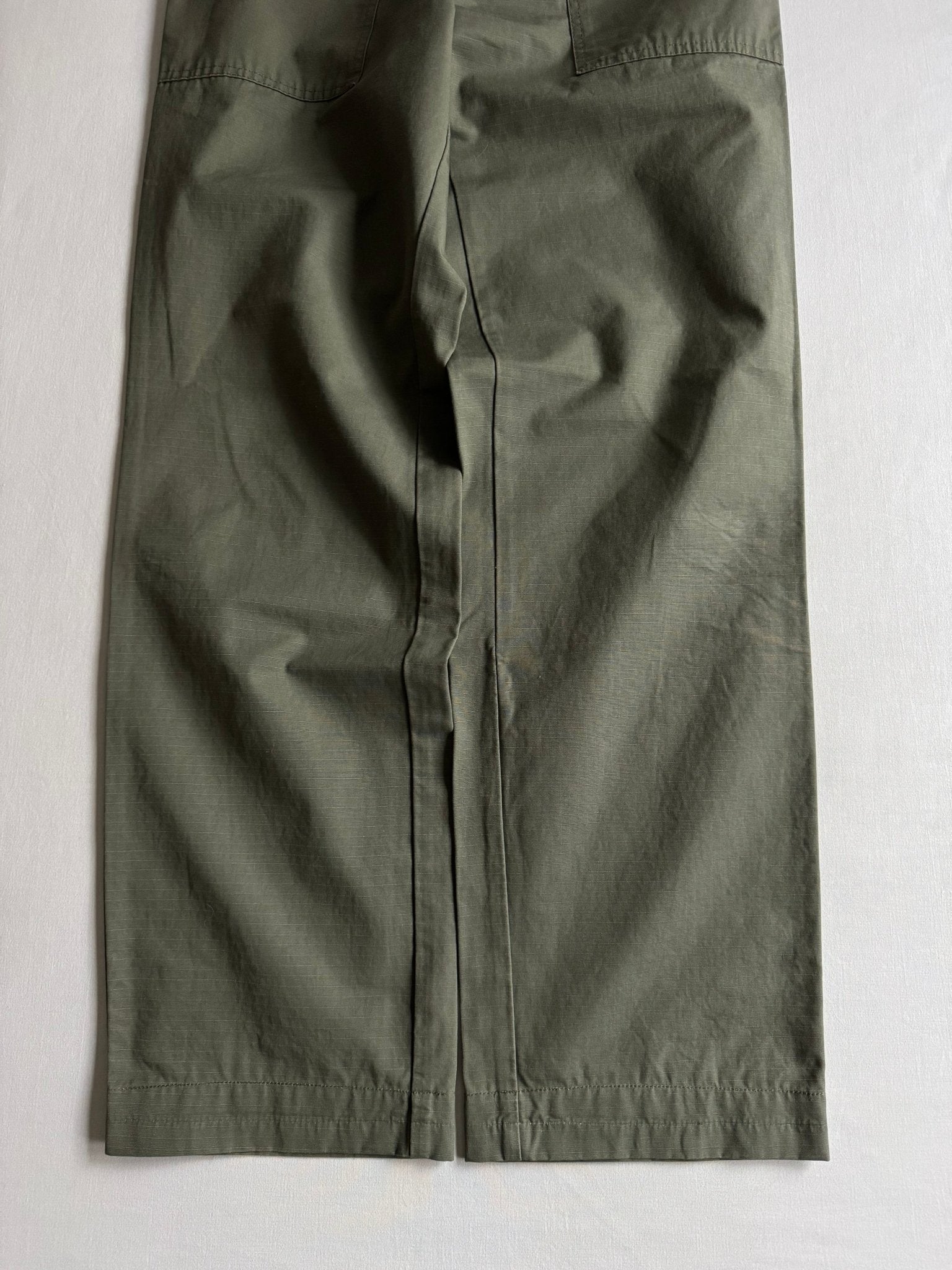 🪖 Pantaloni Vintage Lee “Leesures” Fatigue – Verde Militar (W32 x L34) - anbracaminte