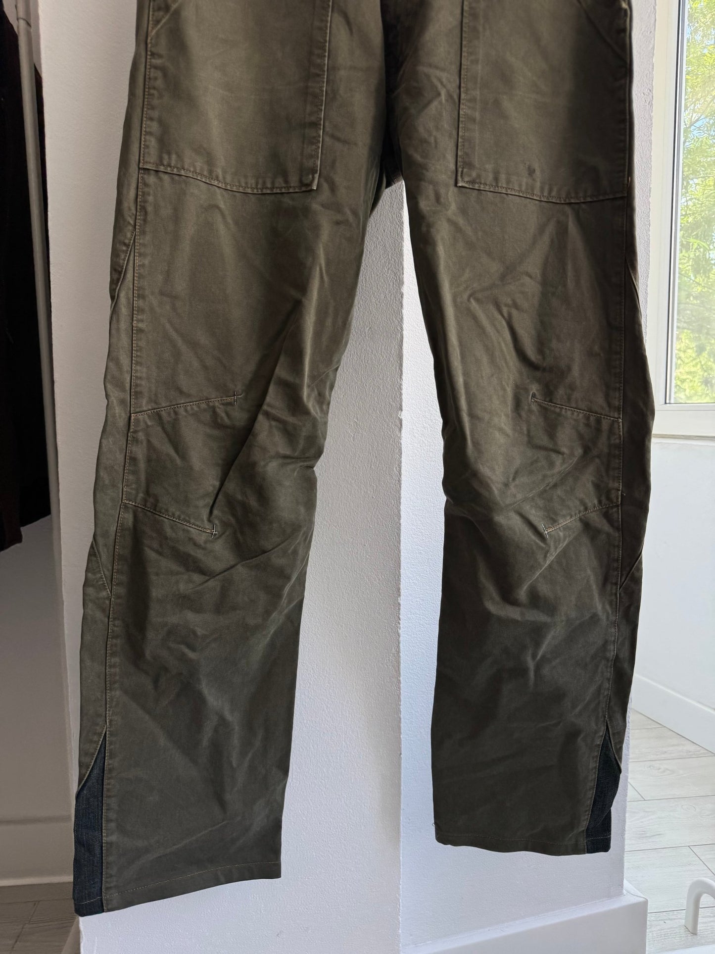 🪖 Pantaloni Y2K Energie Dark Green Fatigue / Utility – W33 – Made in Italy - anbracaminte