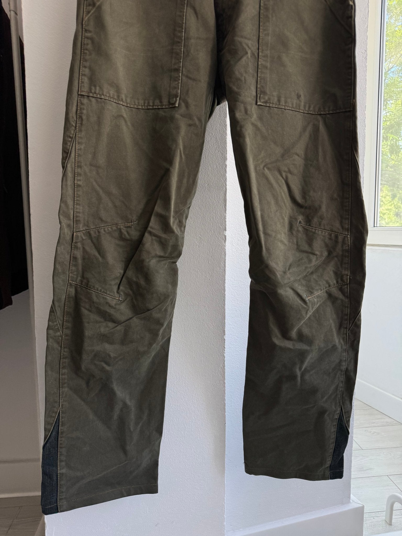 🪖 Pantaloni Y2K Energie Dark Green Fatigue / Utility – W33 – Made in Italy - anbracaminte