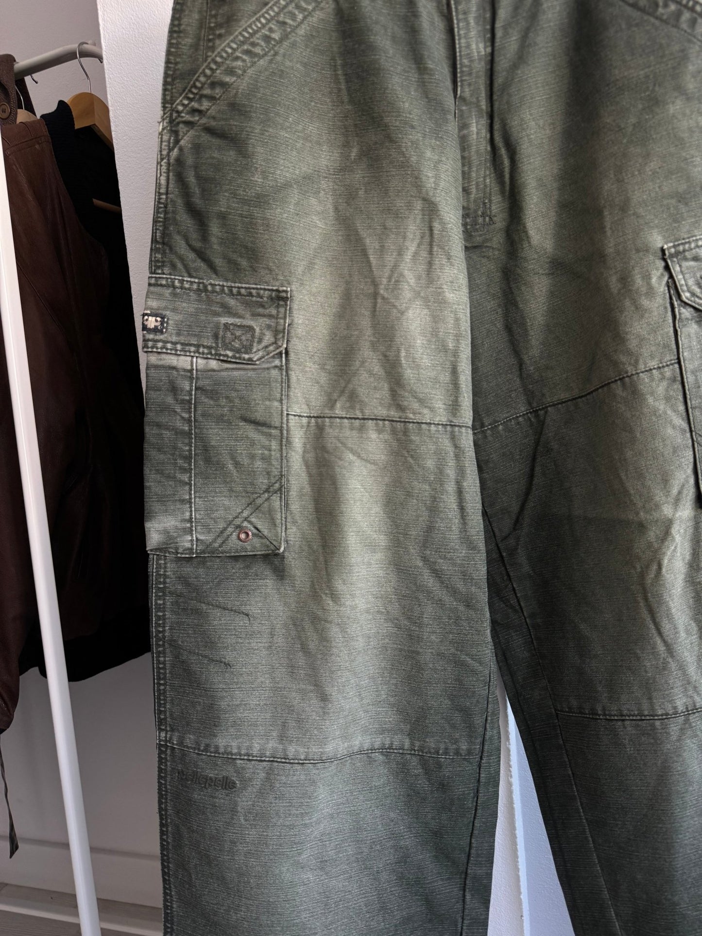 🪖 Pantaloni Y2K Pelle Pelle Washed Green Parachute – W34xL34 - anbracaminte
