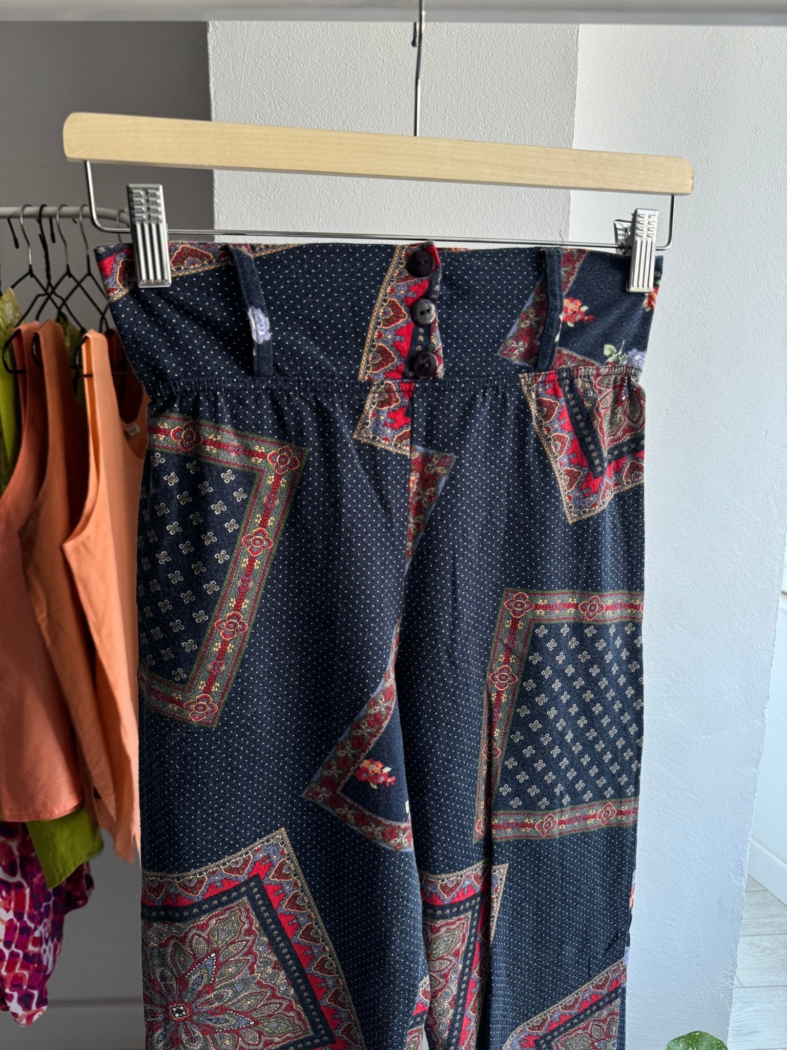 ☀️ Pantaloni Y2K Pinko Flared cu Print – M Damă – Made in Italy - anbracaminte