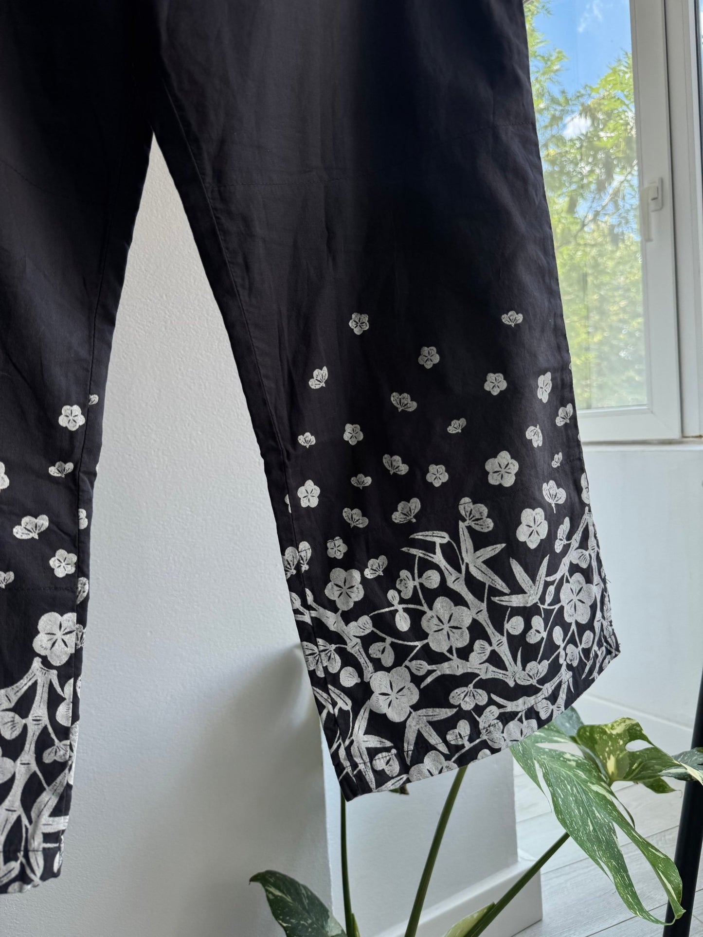 ☀️ Pantaloni Y2K Puma Nuala Printed Capri – S Damă – Made in Portugal - anbracaminte