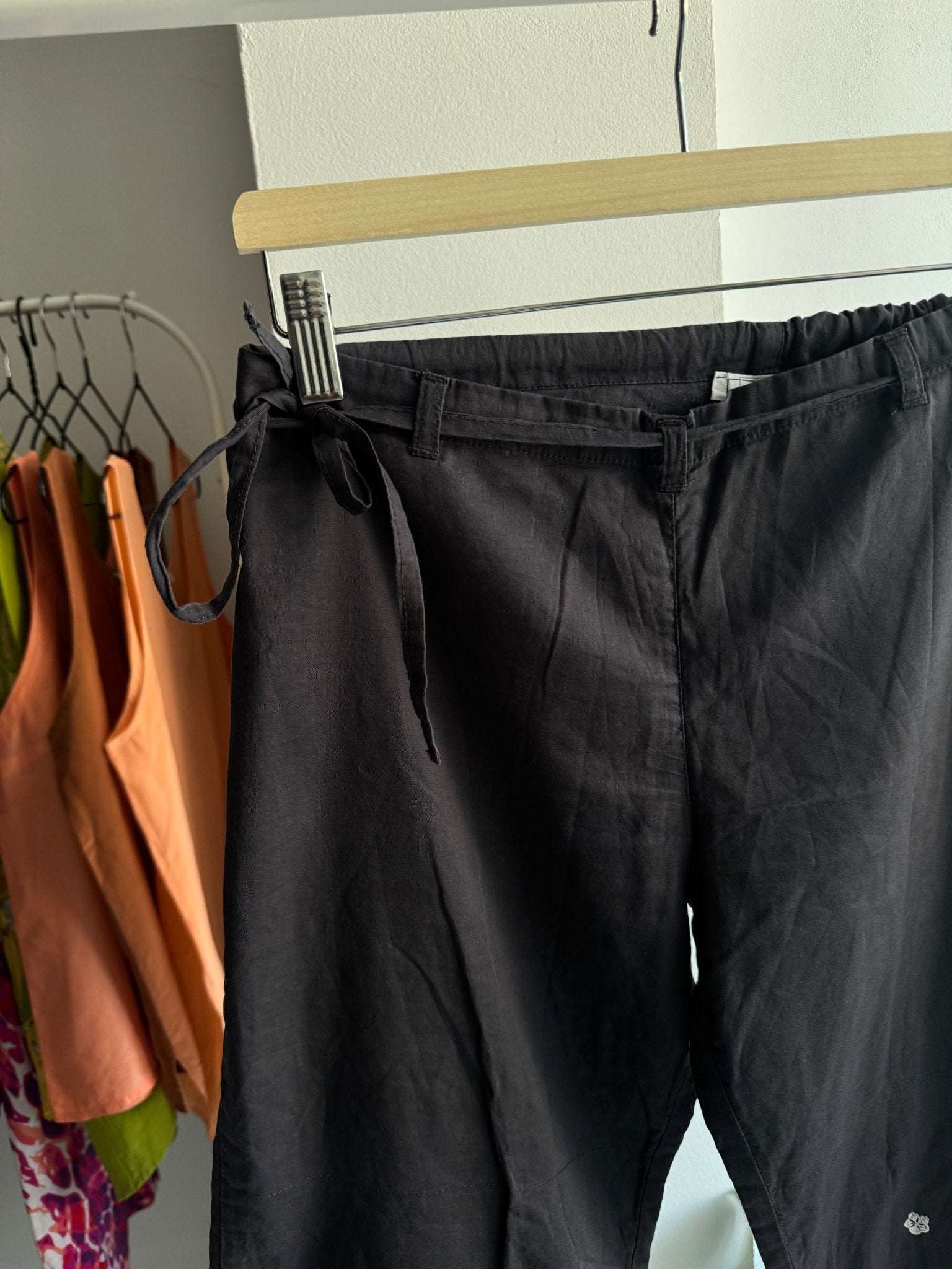 ☀️ Pantaloni Y2K Puma Nuala Printed Capri – S Damă – Made in Portugal - anbracaminte
