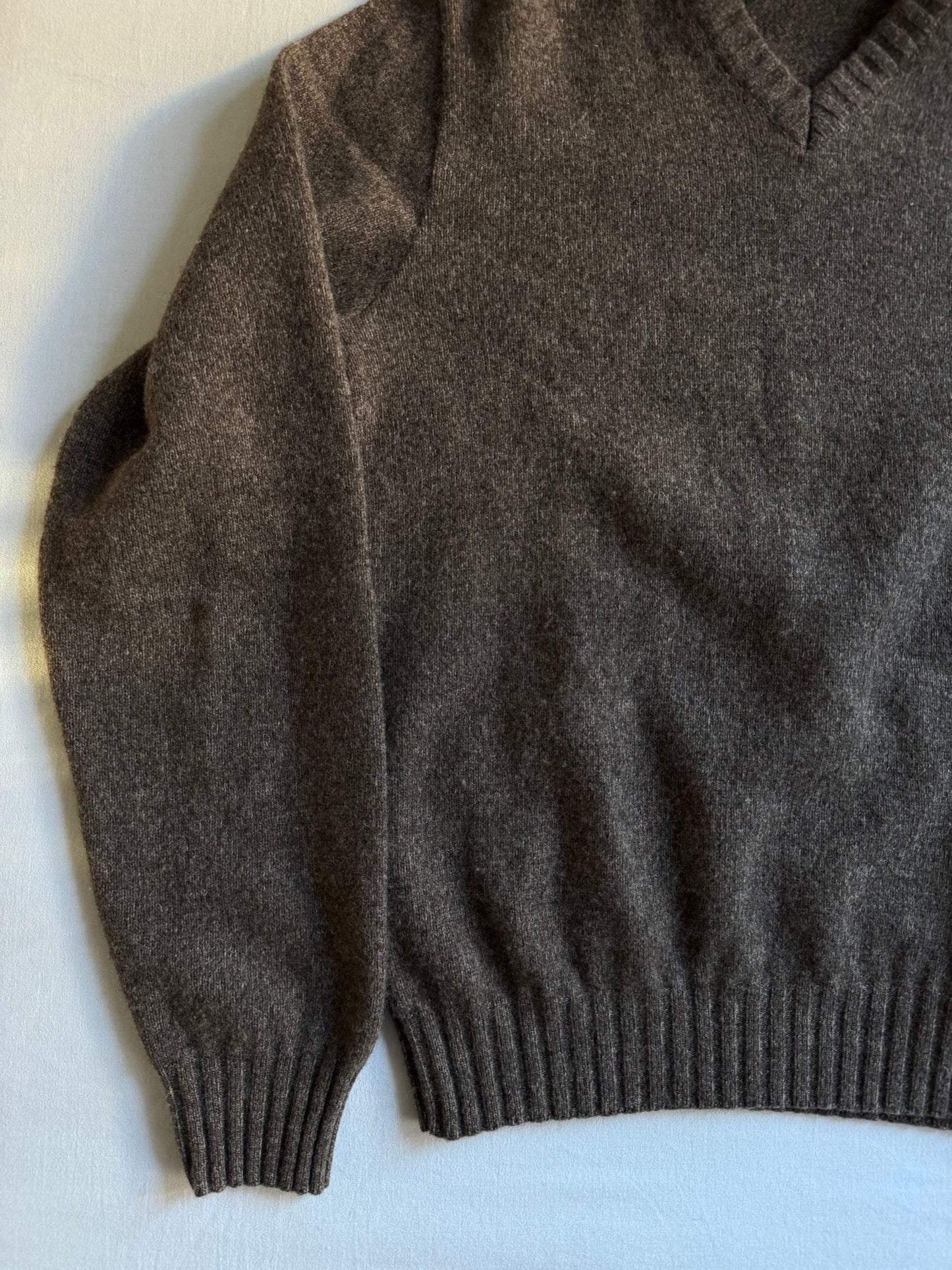 🧶 Pulover Dolce & Gabbana V - neck maro – Made in Italy – mărimea M - anbracaminte