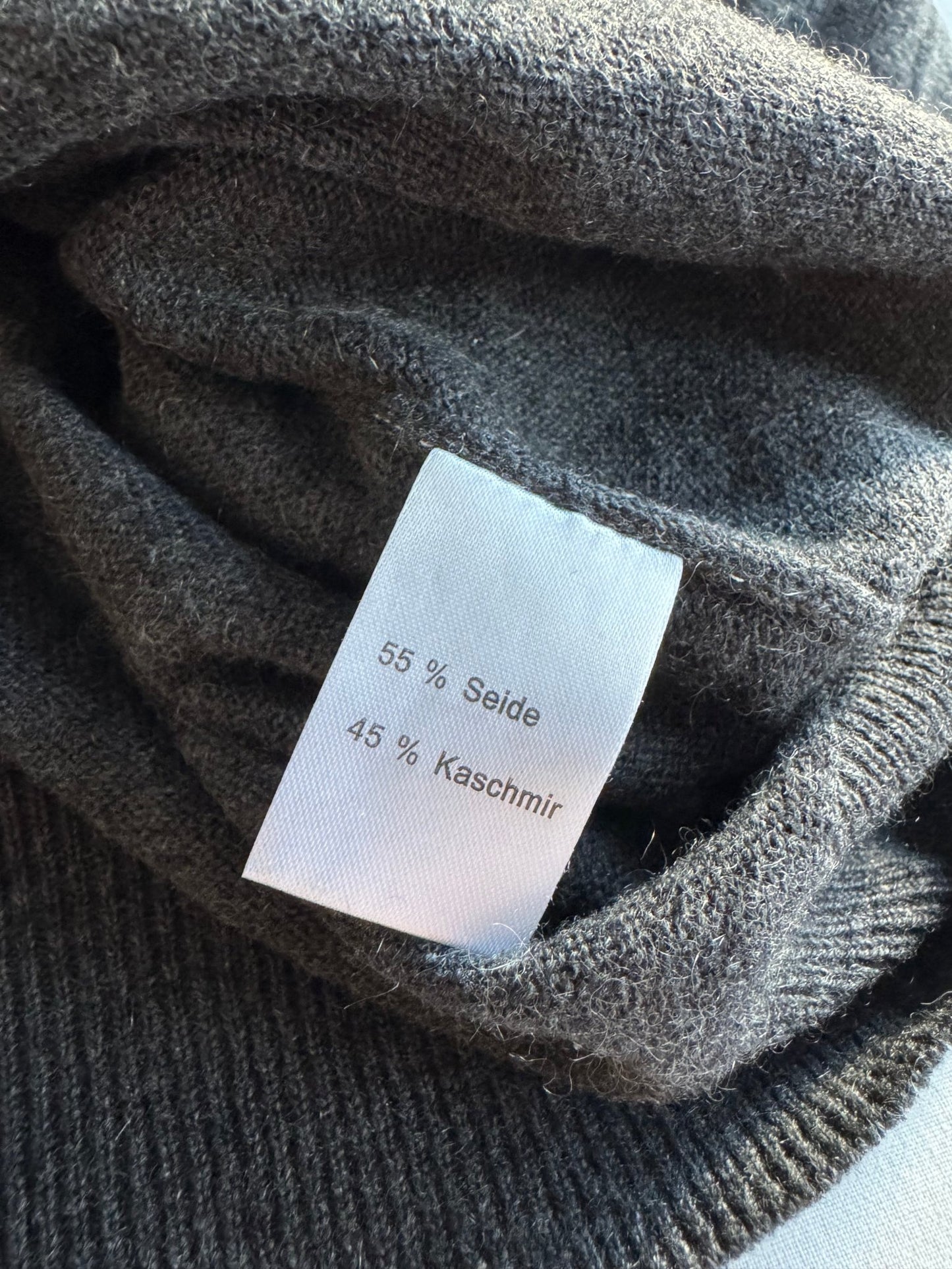 🧶 Pulover Gri - Silk + Cashmere Blend / V - Neck (Mărime L) - anbracaminte