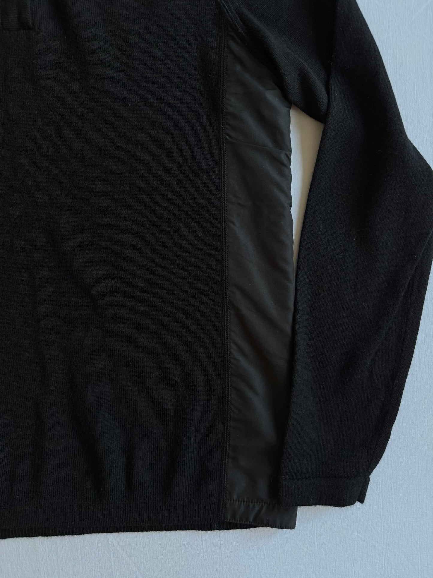 🧶 Pulover Hugo Boss Negru din Lână Virgină (Mărime L) - anbracaminte