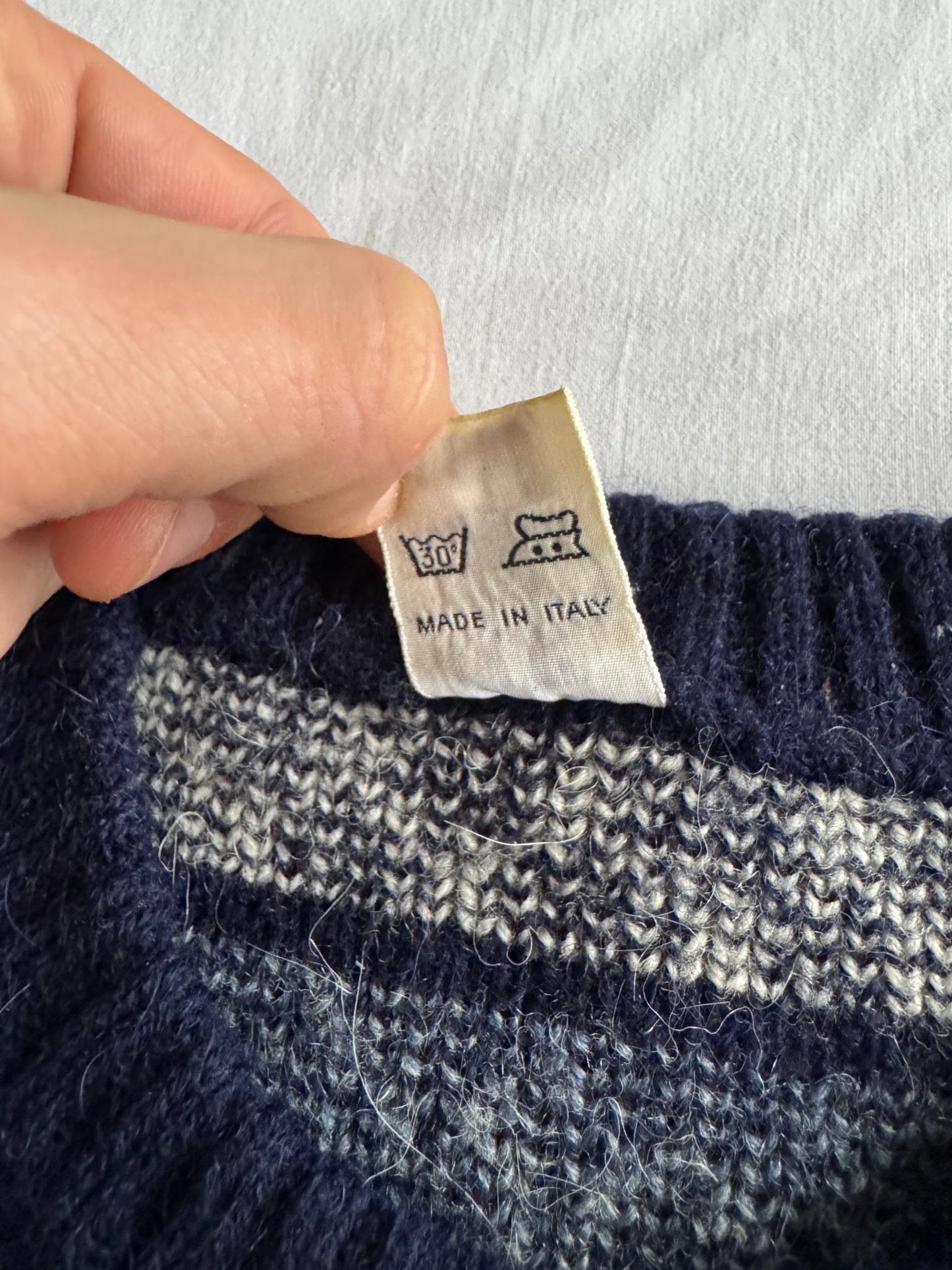 🧶 Pulover Vintage Bărbați Navy cu Model Etnic – 50 (L) - anbracaminte