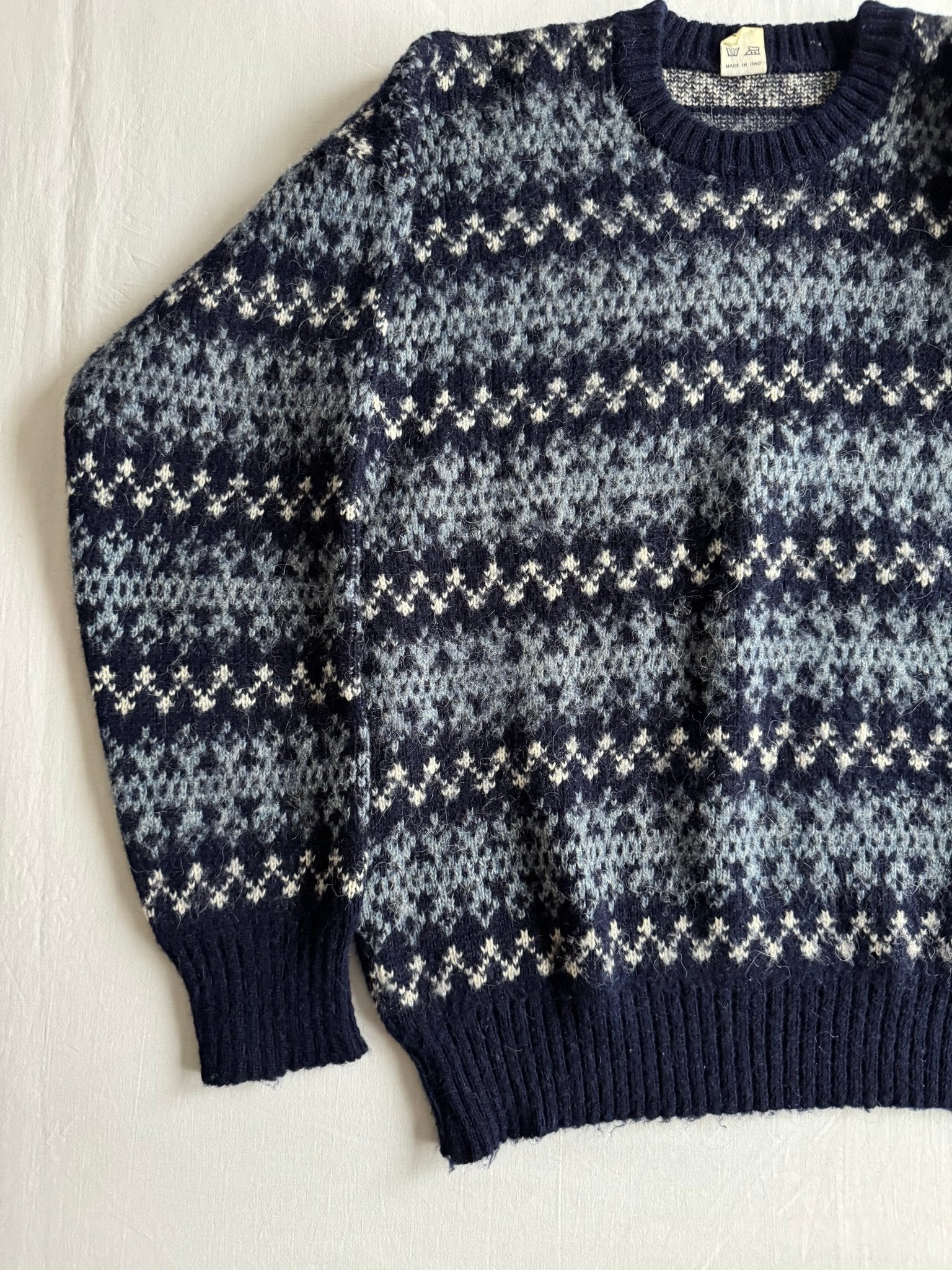 🧶 Pulover Vintage Bărbați Navy cu Model Etnic – 50 (L) - anbracaminte