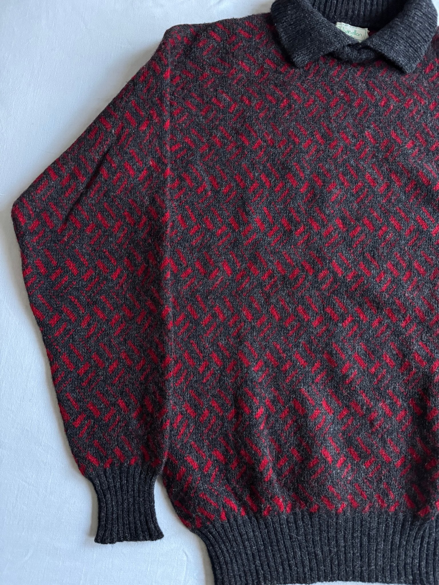 🧶 Pulover Vintage Benetton cu pattern și guler contrastant / Mărime 46 (S) - anbracaminte