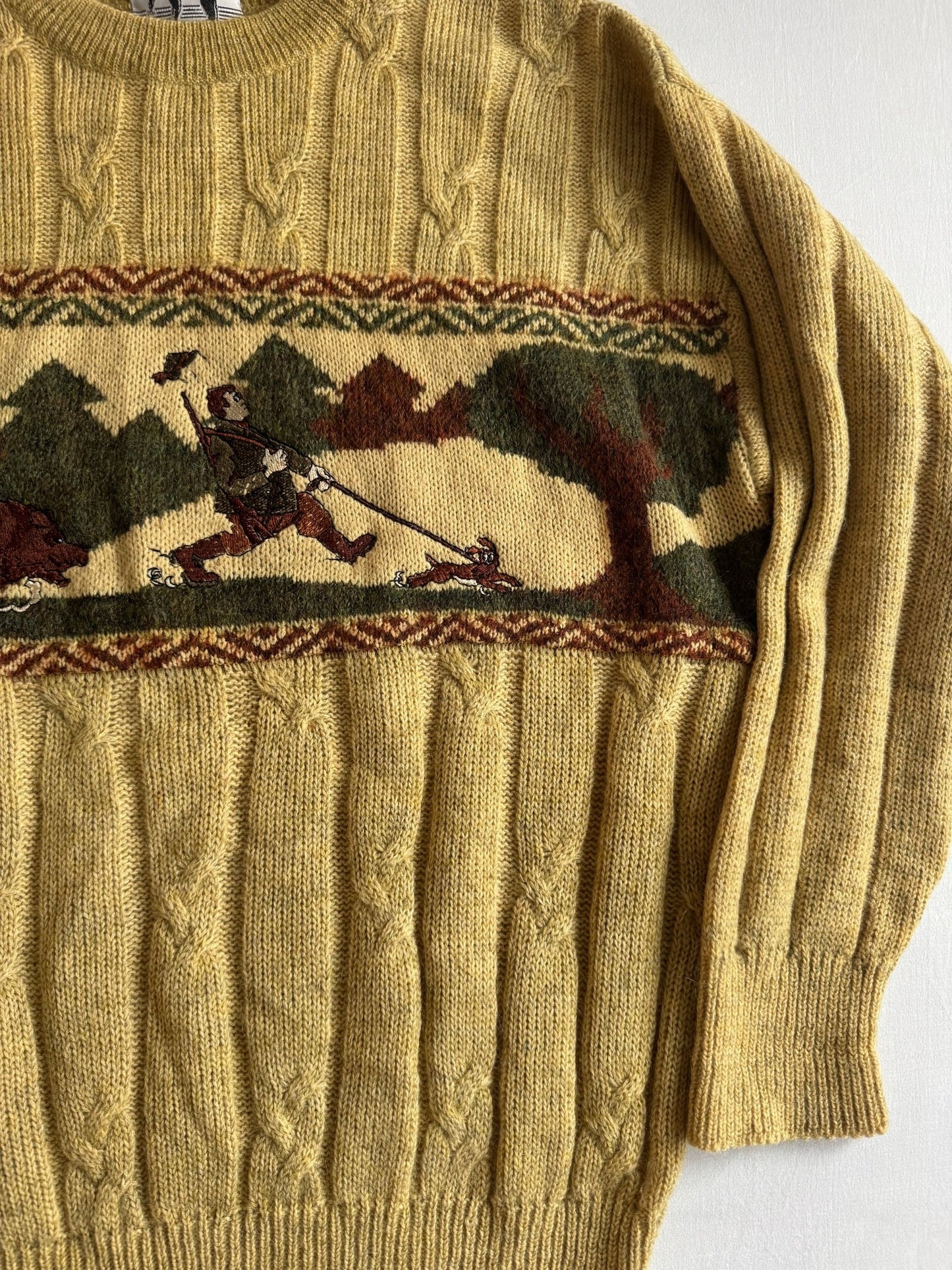 🧶 Pulover vintage crem - gălbui cu broderie de vânătoare (mărime L) - anbracaminte