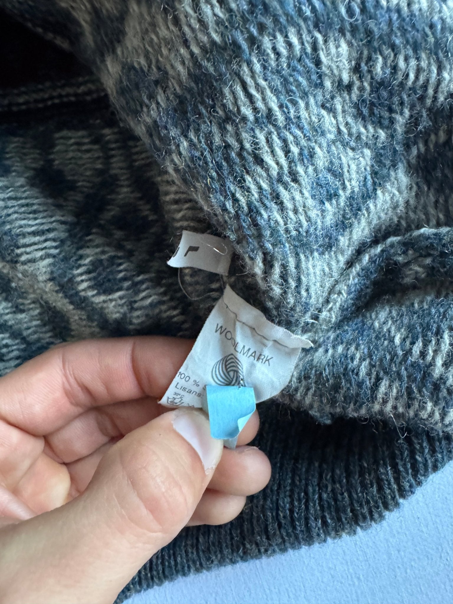 🧶 Pulover Vintage cu Pattern Etnic (Mărime L) - anbracaminte