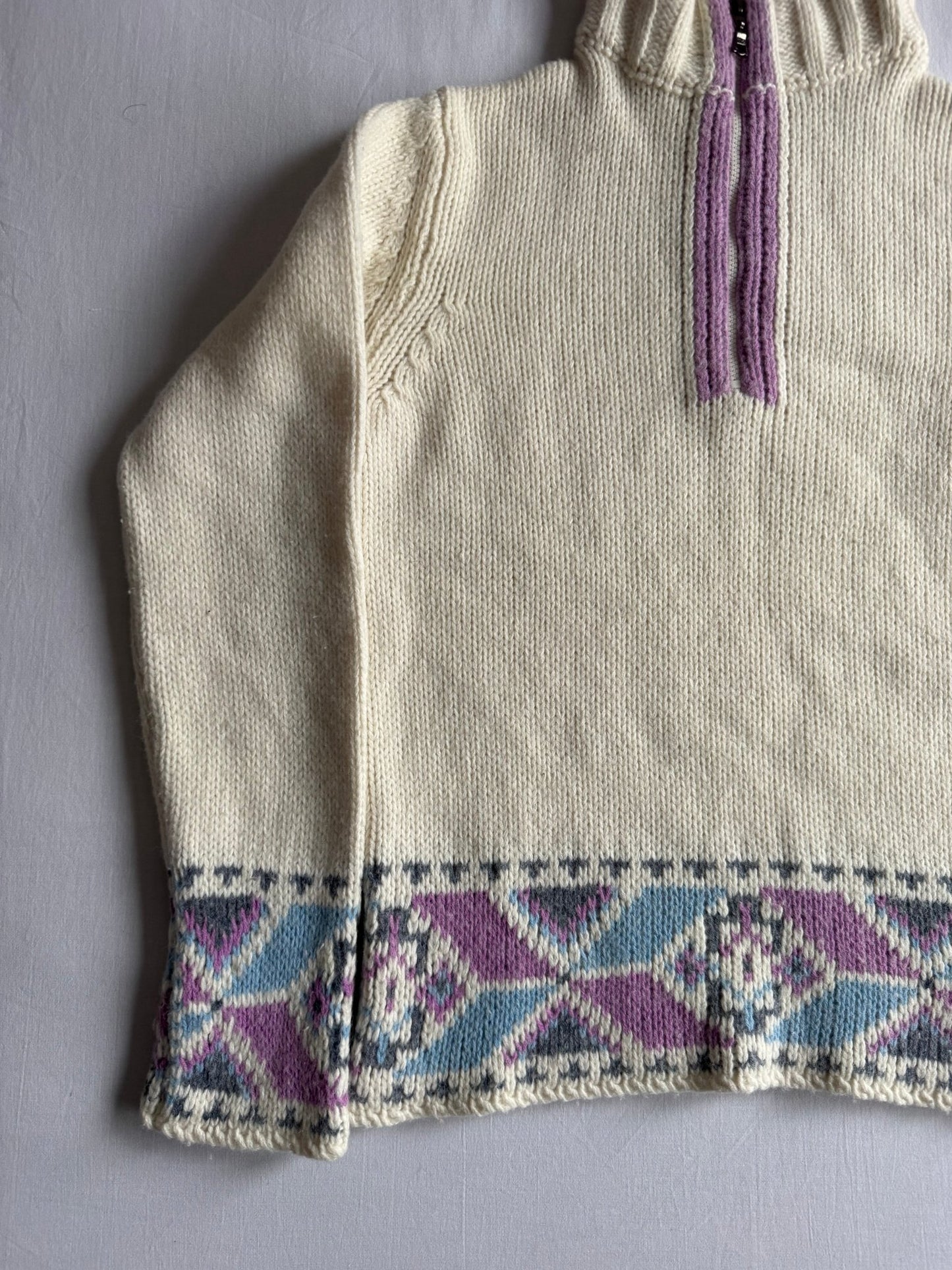 🧶 Pulover Vintage Damă Colmar Alb cu Fermoar și Model Etnic – S - anbracaminte