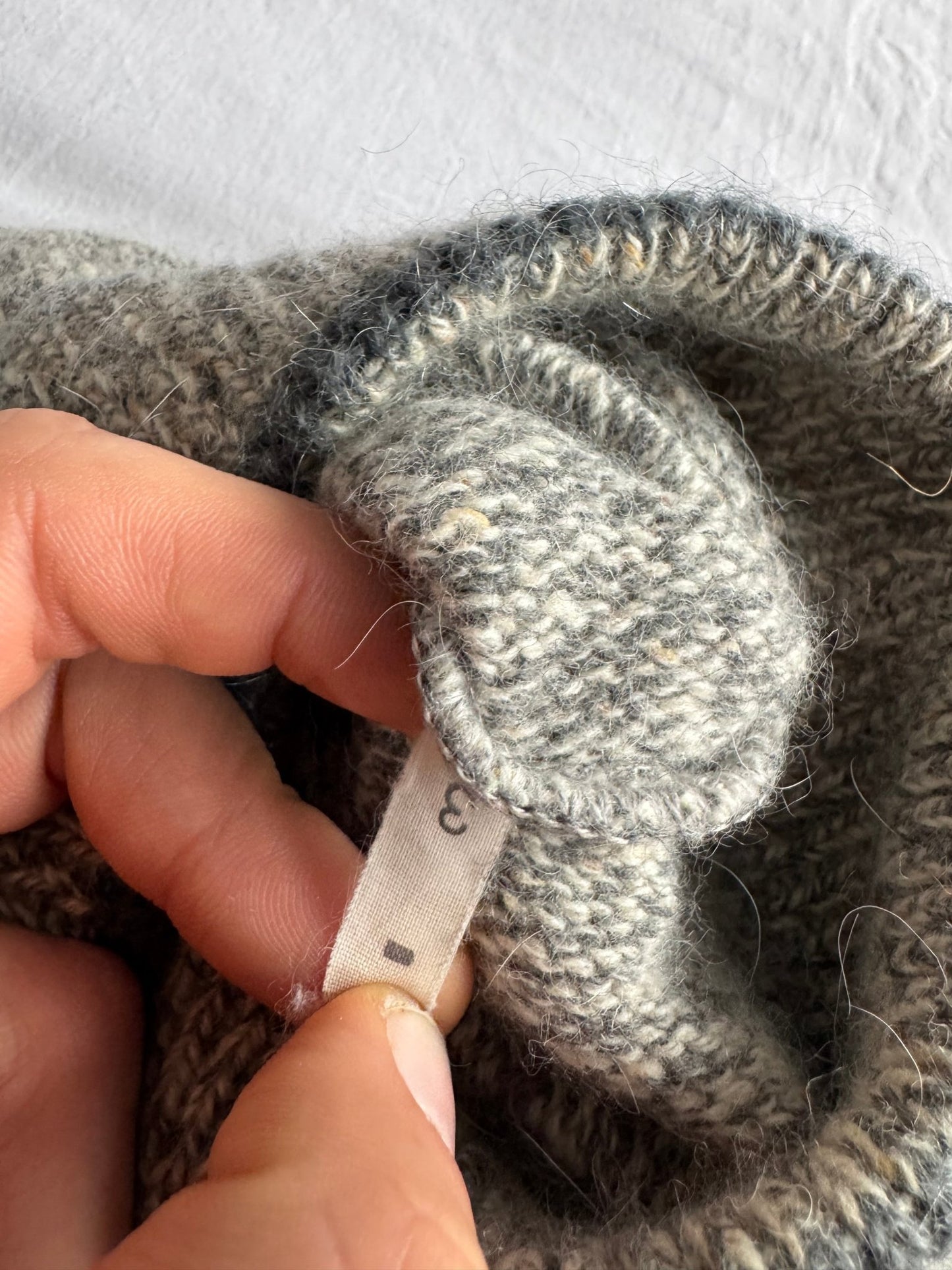 🧶 Pulover Vintage Damă Gri din Lambswool și Angora cu Model Argyle și Floral – M / L - anbracaminte