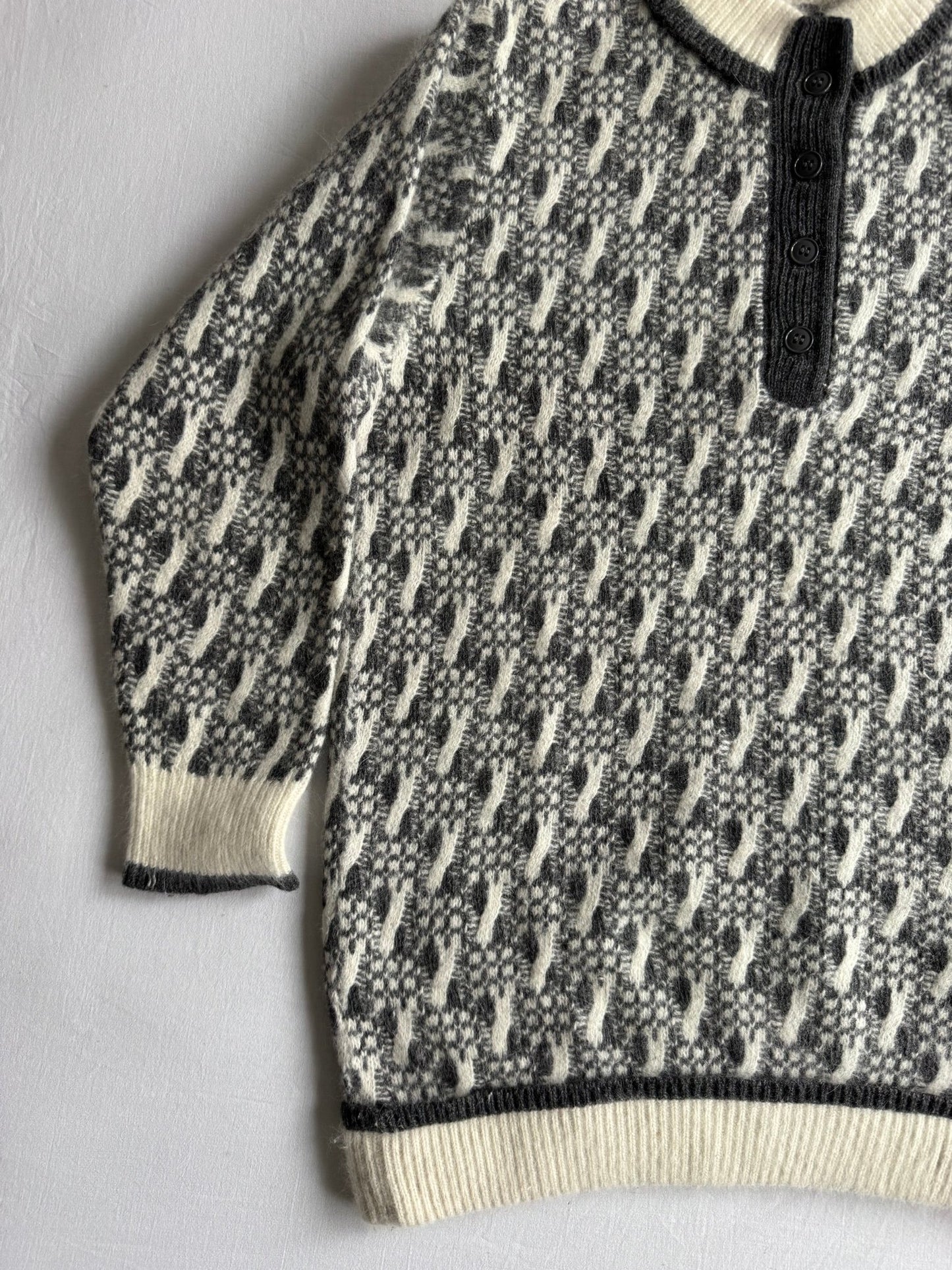🧶 Pulover Vintage Damă Gri Texturat din Lambswool și Angora – S - anbracaminte