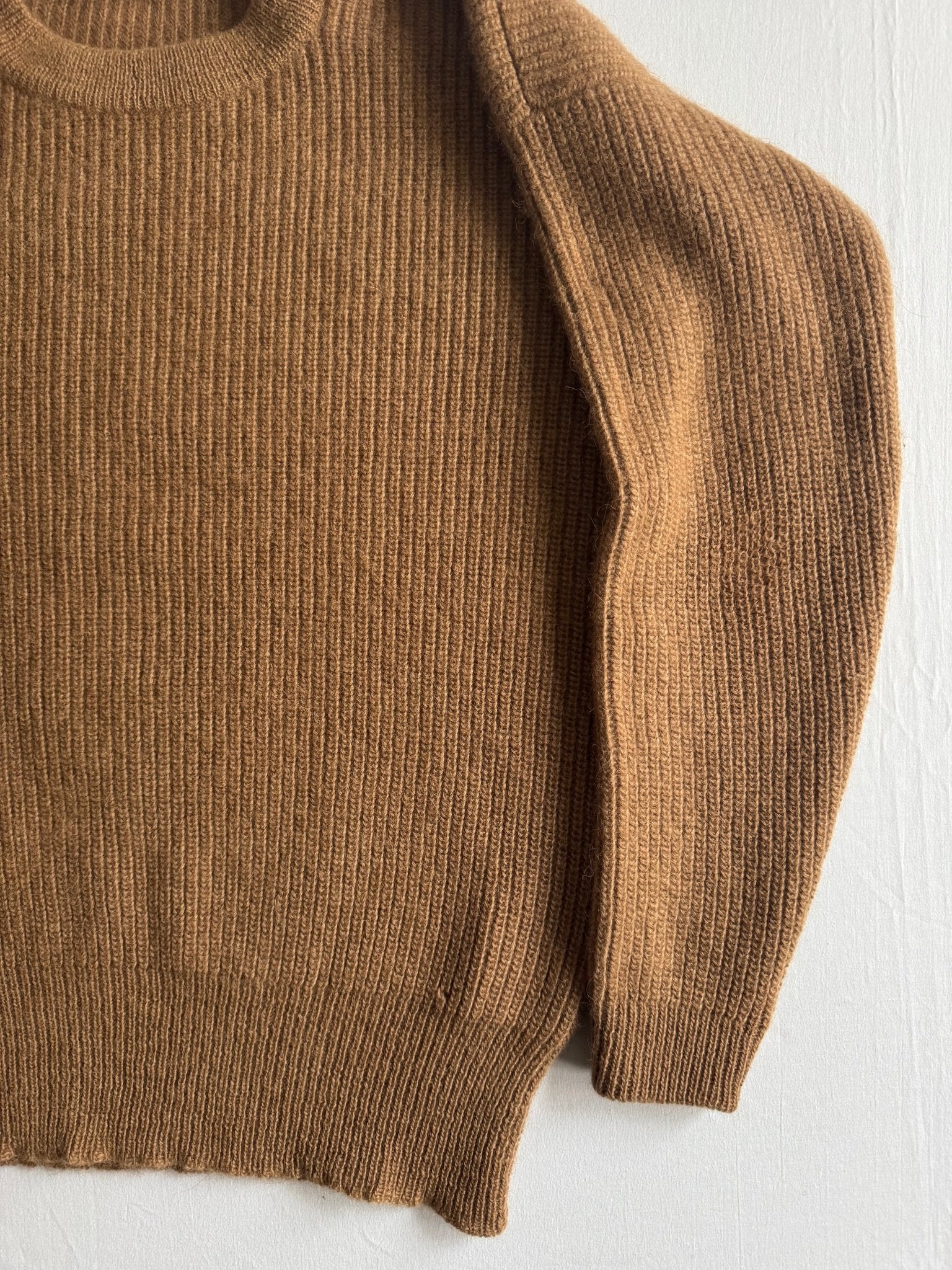 🧶 Pulover Vintage din Lână de Cămilă Maro – Mărime M - anbracaminte