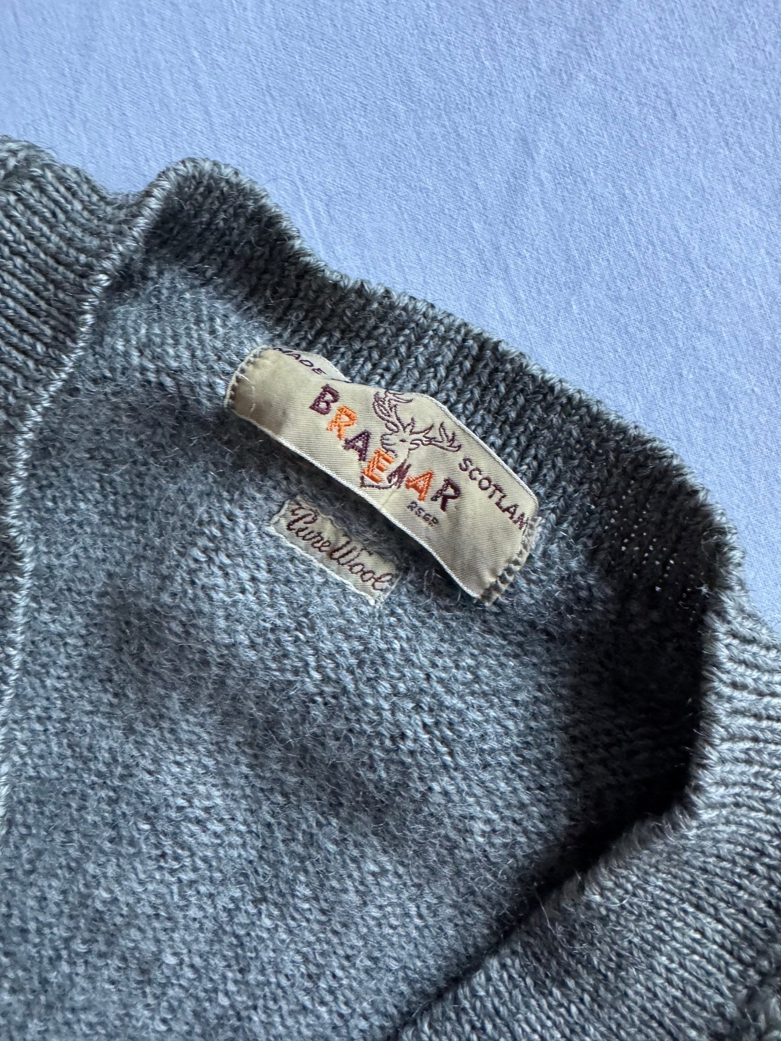 🧶 Pulover Vintage Gri / V - Neck (Mărime aproximativă L bărbați) - anbracaminte