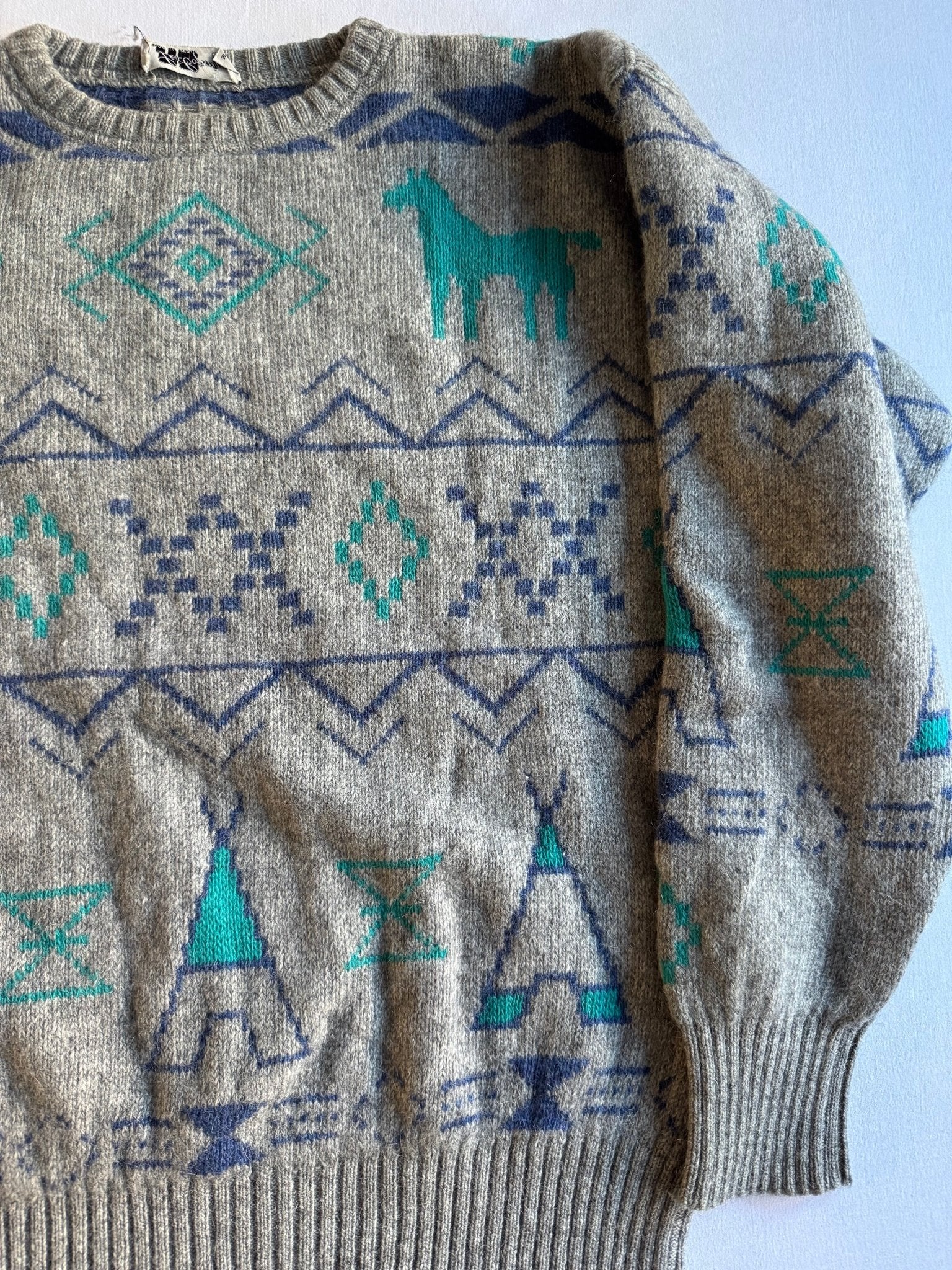 🐴 Pulover Vintage Les Copains Gri cu Motive Etnice / Lână & Alpaca (Mărime 48 - M) - anbracaminte