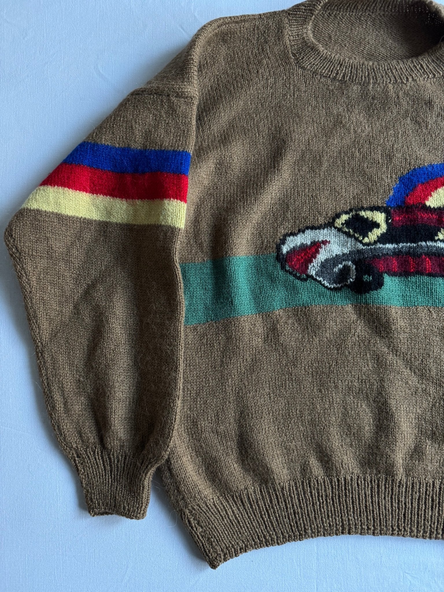 🧶 Pulover Vintage Maro cu Grafică Mașină / Tricot (Mărime aproximativă M Femei) - anbracaminte